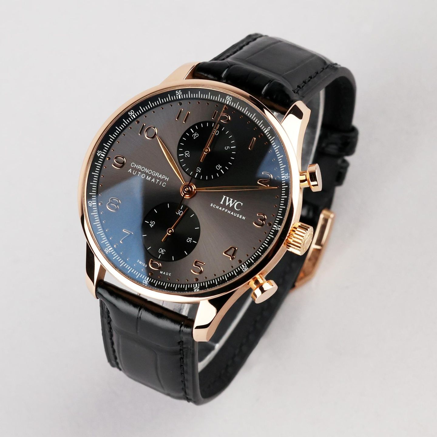 IWC Portuguese Chronograph IW371610 (2021) - Grey dial 41 mm Red Gold case (3/8)