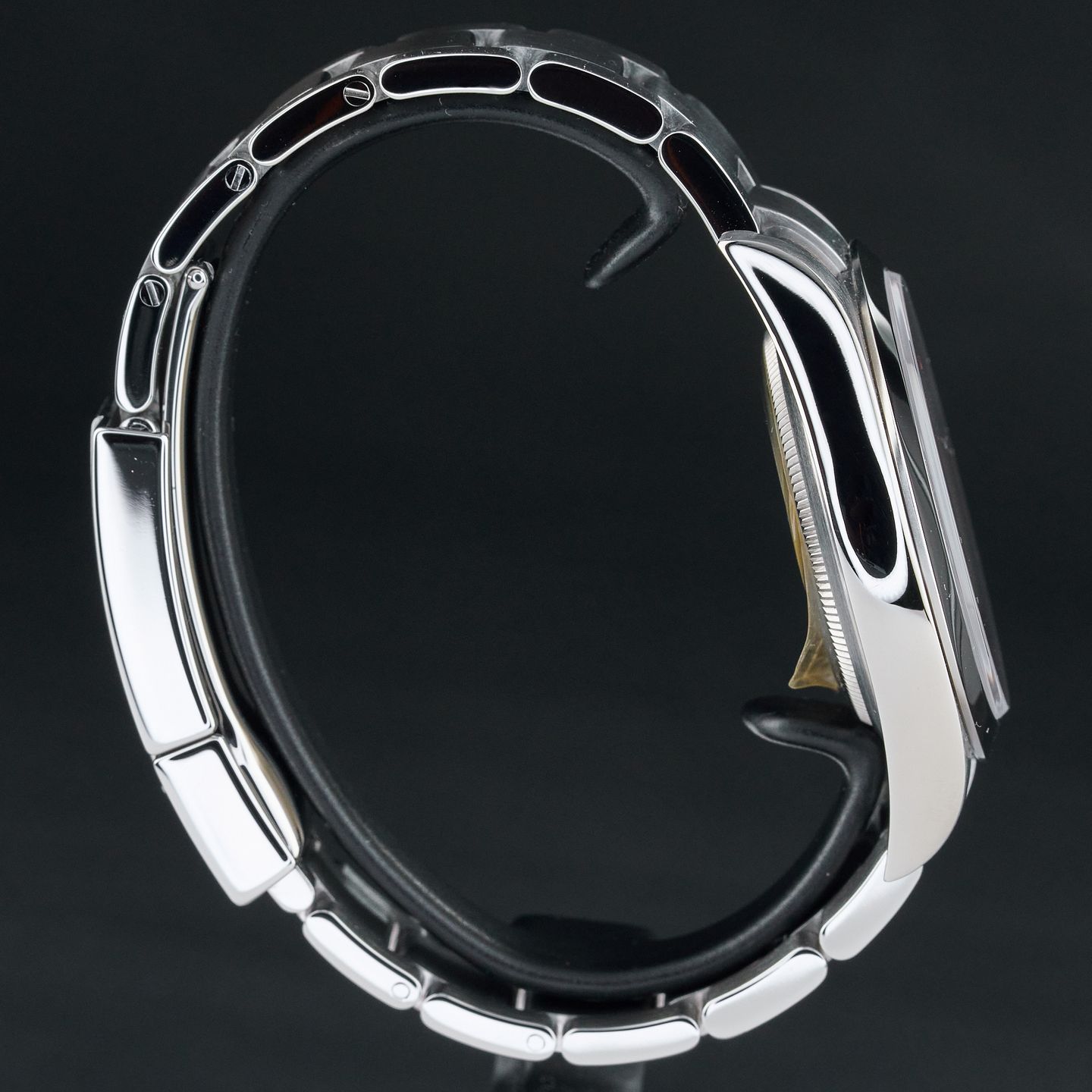 Rolex Explorer 214270 (2013) - Black dial 39 mm Steel case (6/7)