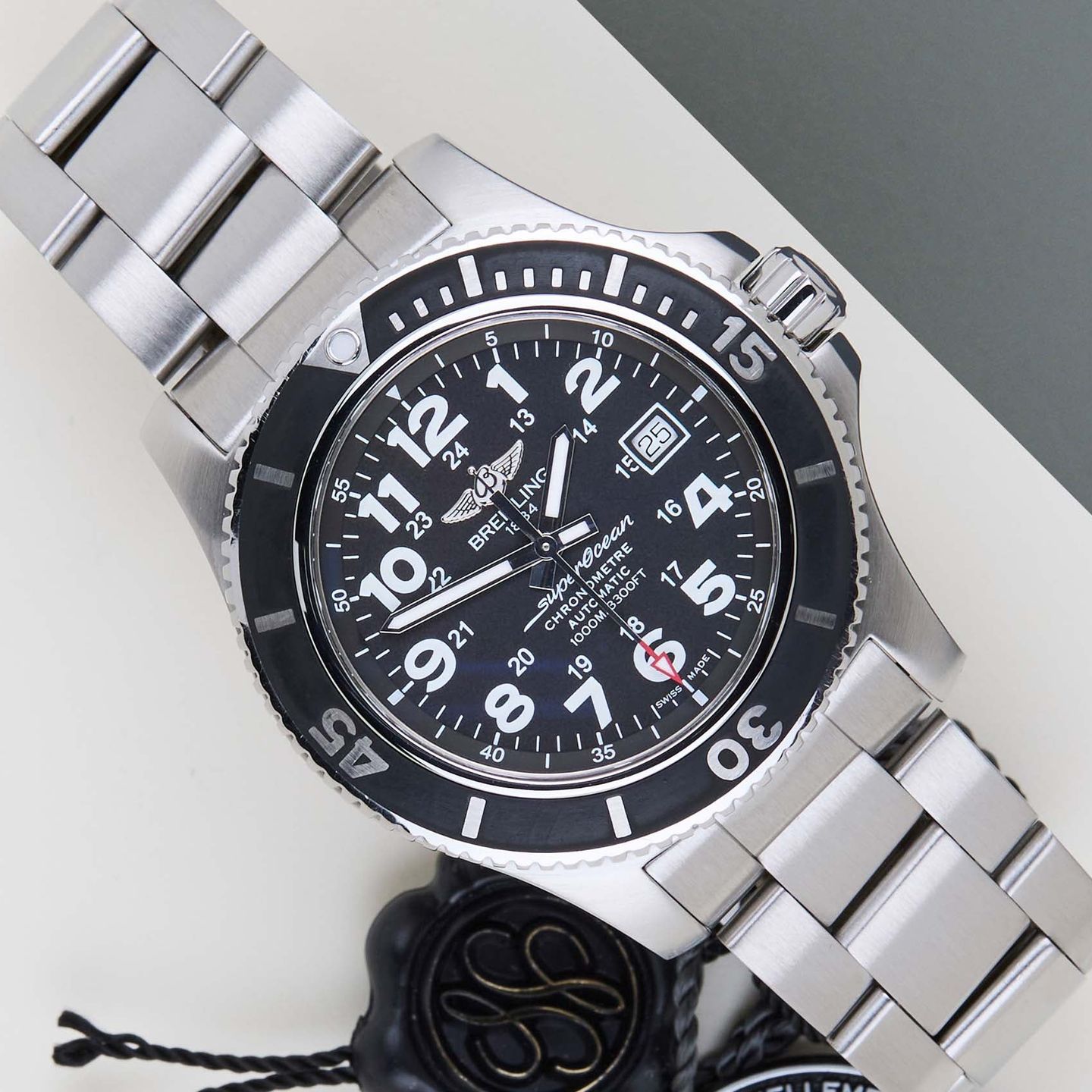 Breitling Superocean II 44 A17392 - (1/8)