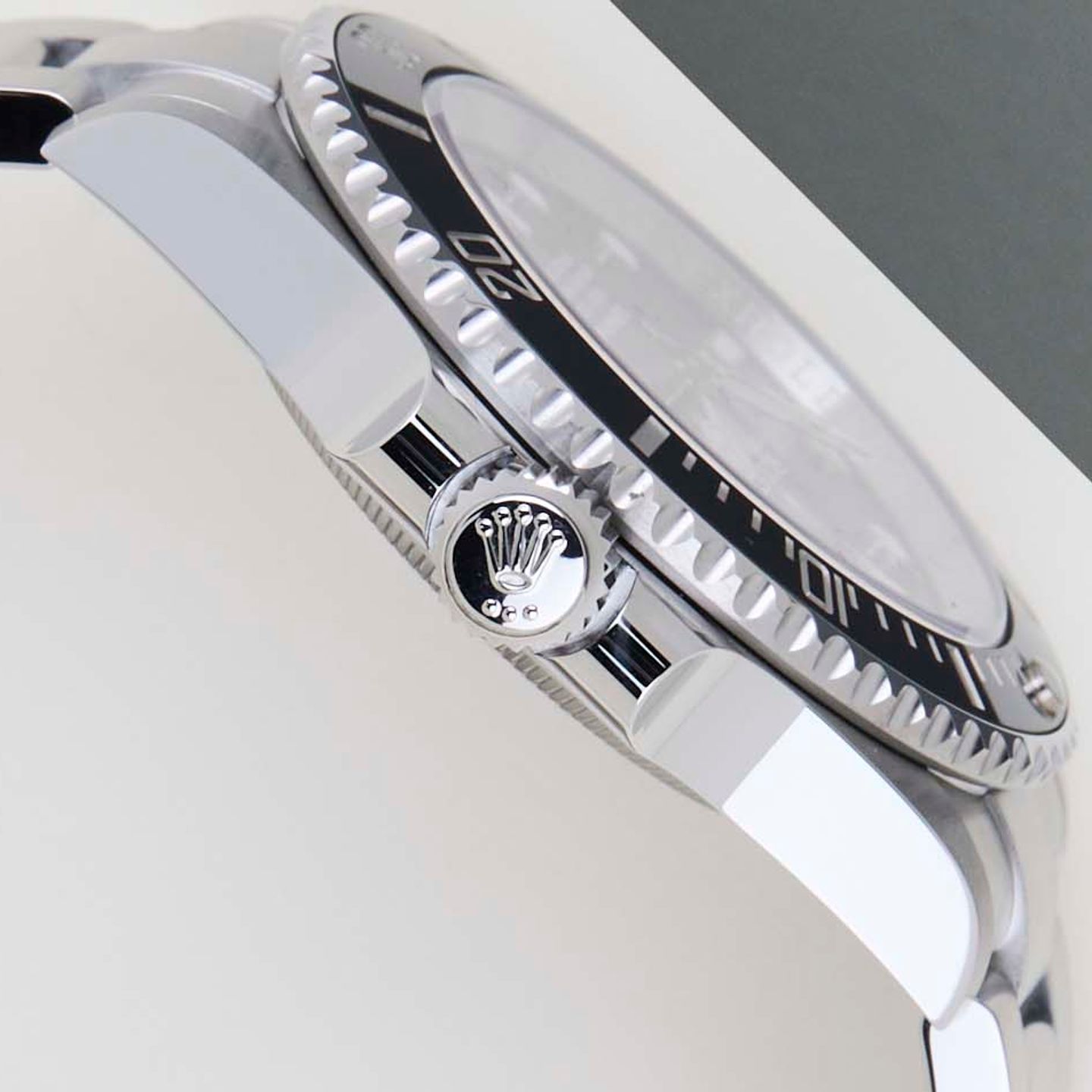 Rolex Submariner No Date 124060 (2026) - Black dial 41 mm Steel case (8/8)