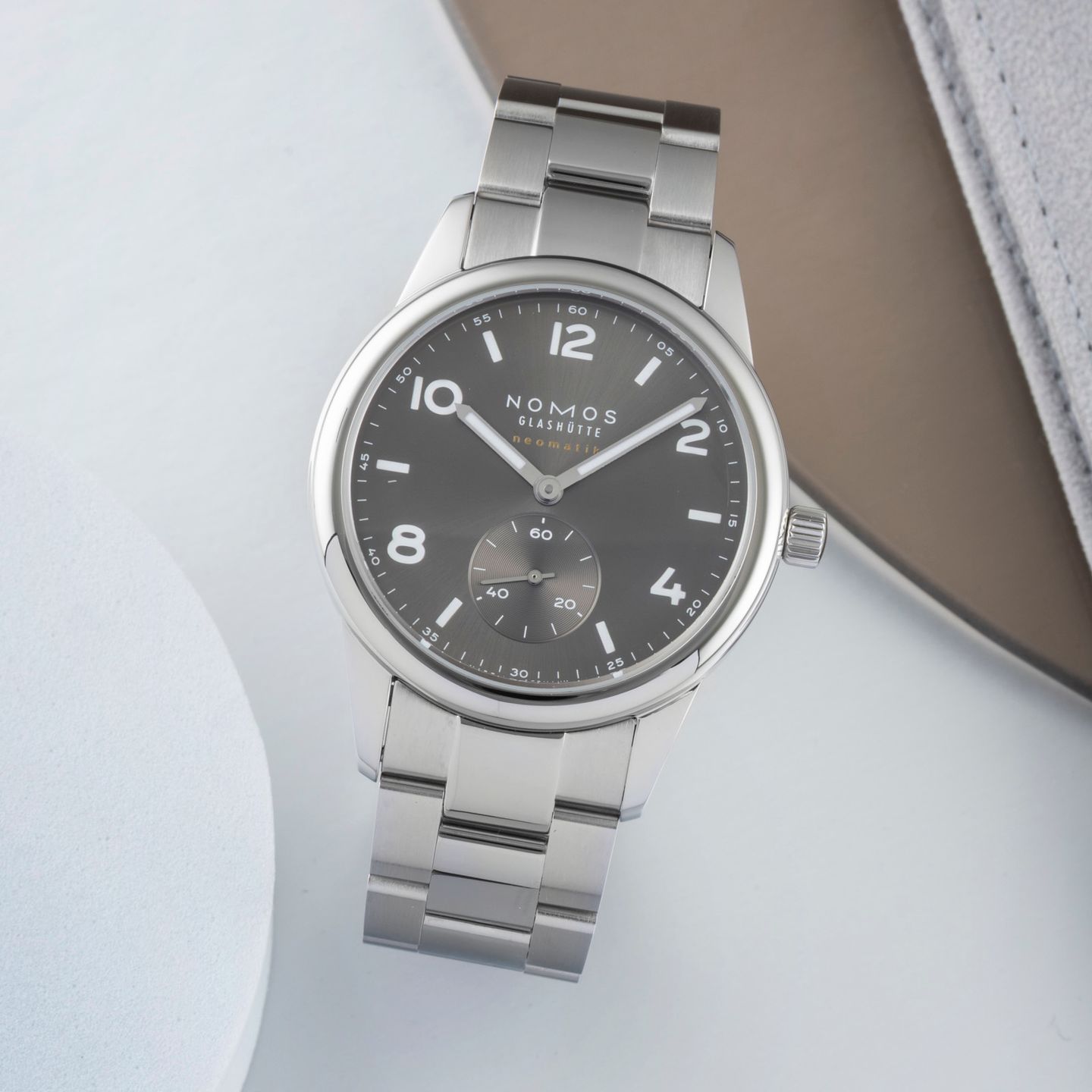 NOMOS Club Neomatik 763 (Unknown (random serial)) - Grey dial 40 mm Steel case (1/8)