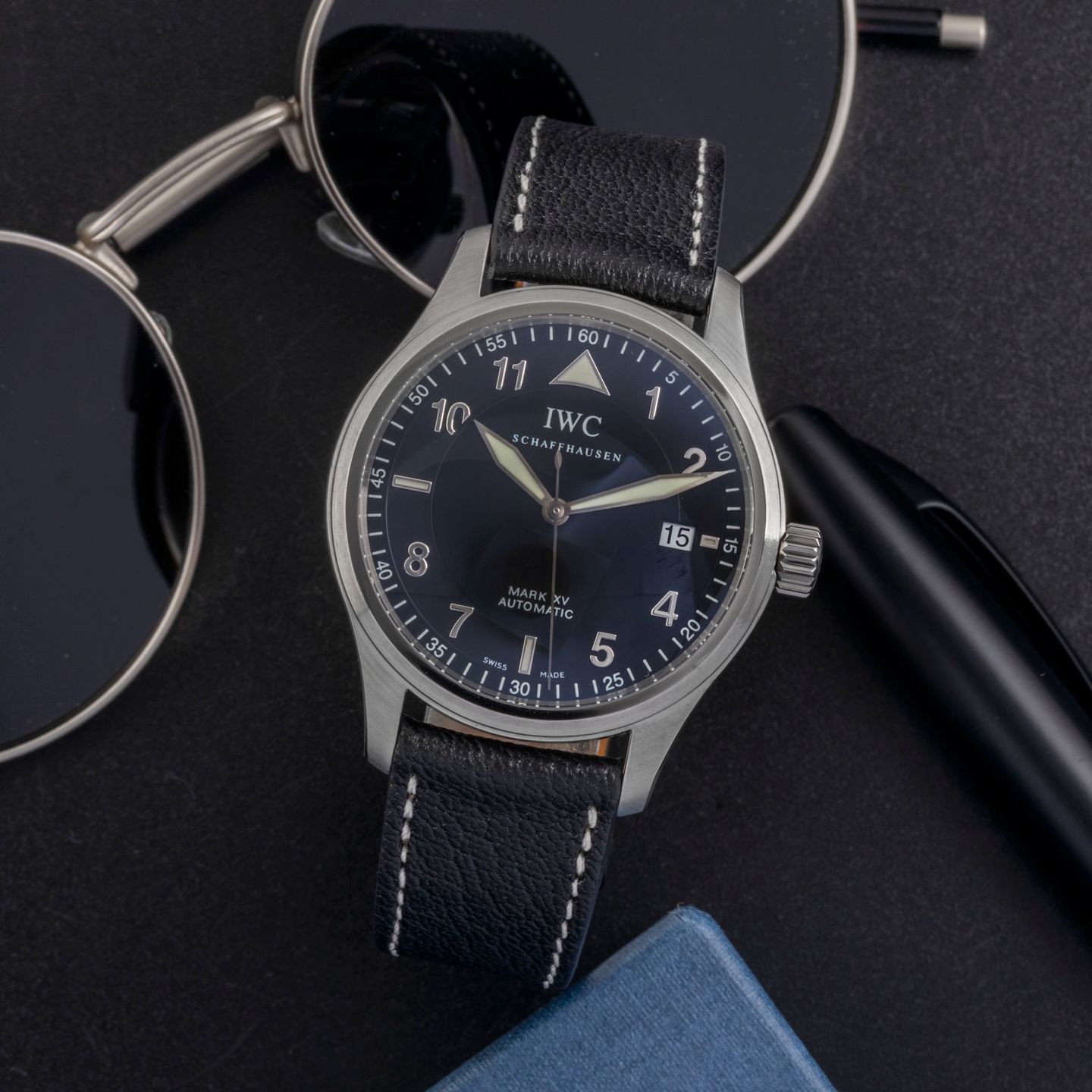 IWC Pilot Mark IW325311 (Unknown (random serial)) - Black dial 38 mm Steel case (1/8)