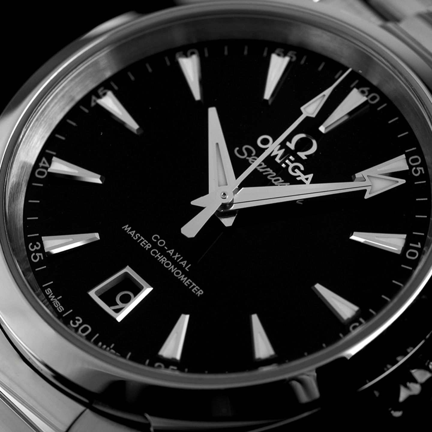 Omega Seamaster Aqua Terra 220.10.41.21.01.002 (2025) - Black dial 41 mm Steel case (3/7)