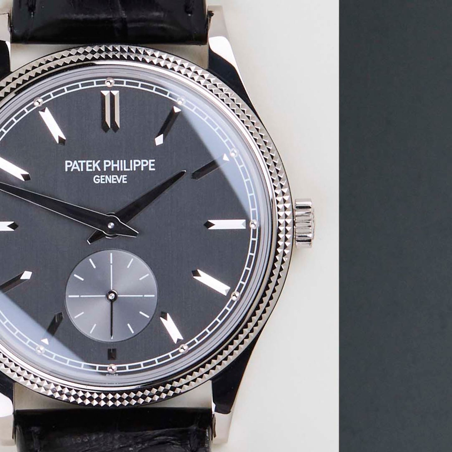 Patek Philippe Calatrava 6119G-001 (2023) - Grey dial 39 mm White Gold case (5/8)