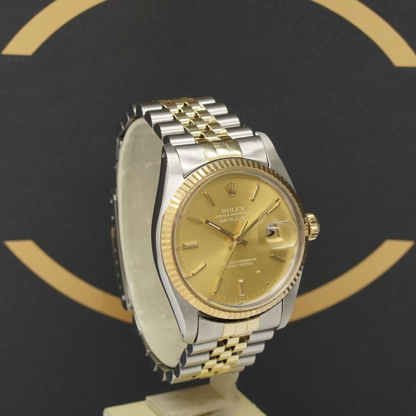Rolex Datejust 36 16013 (1978) - Gold dial 36 mm Gold/Steel case (2/7)