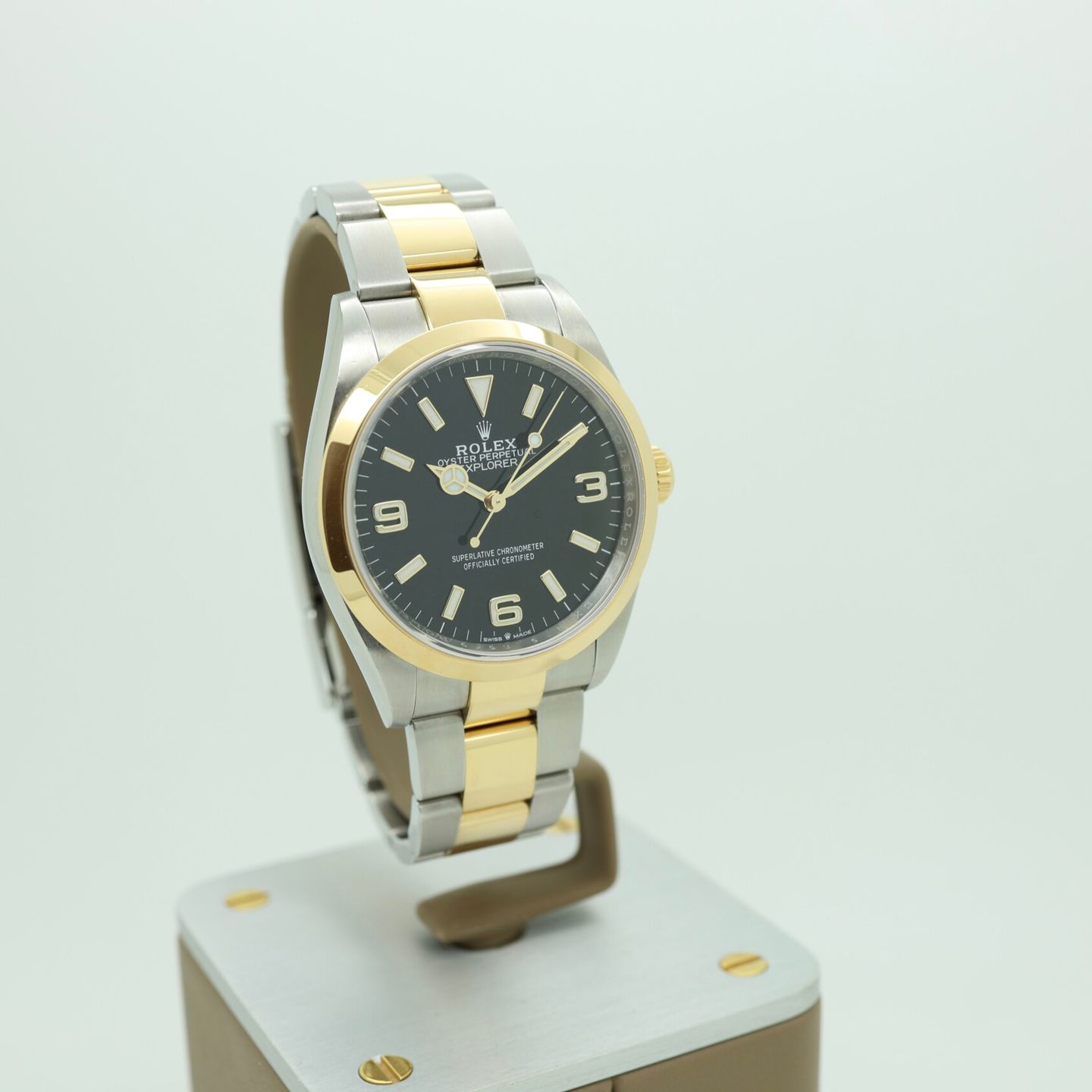 Rolex Explorer 124273 - (2/8)