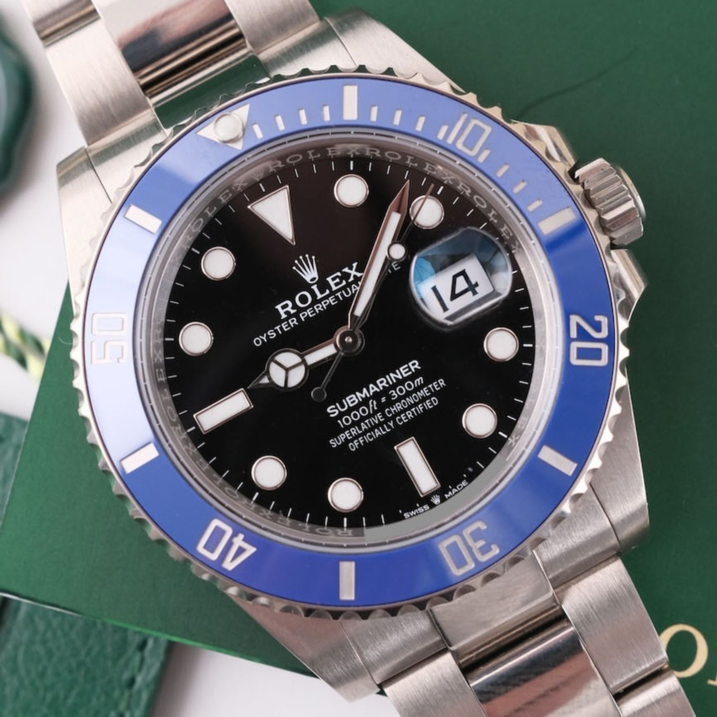 Rolex Submariner Date 126619LB (2023) - Black dial 41 mm White Gold case (1/8)
