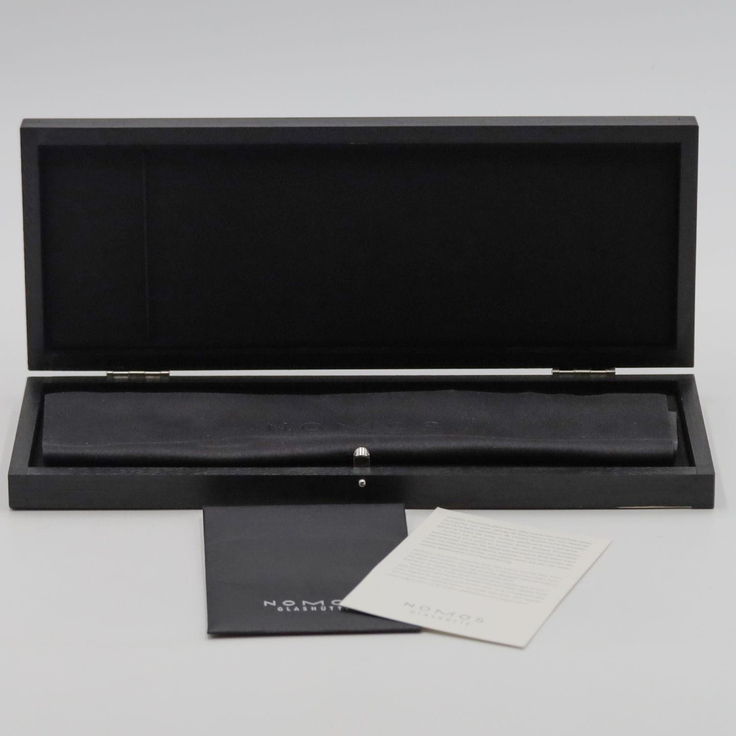 NOMOS Tetra 408 (Onbekend (willekeurig serienummer)) - Wit wijzerplaat 30mm Staal (8/8)