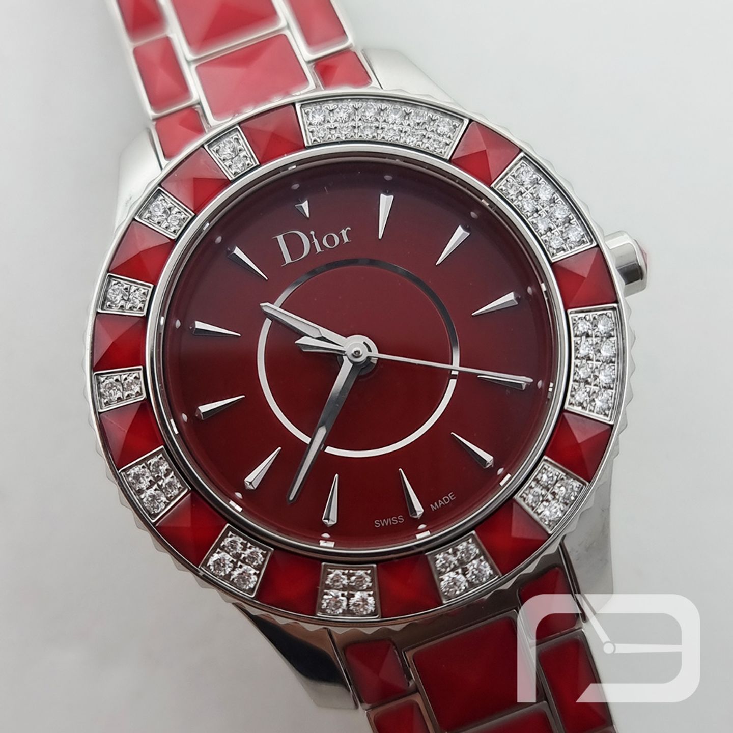 Dior Christal CD143114M001 (2024) - Red dial 33 mm Steel case (2/8)