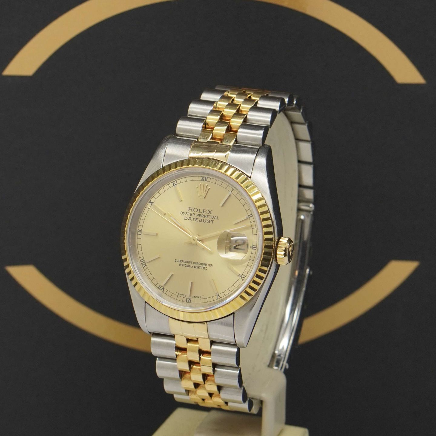 Rolex Datejust 36 16233 (1995) - Gold dial 36 mm Gold/Steel case (3/6)