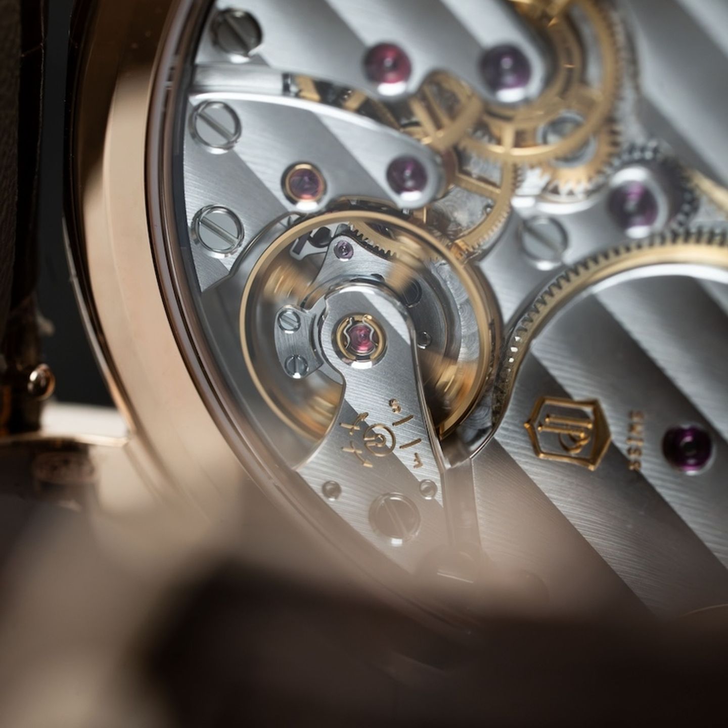 Patek Philippe Calatrava 6119R-001 - (3/8)