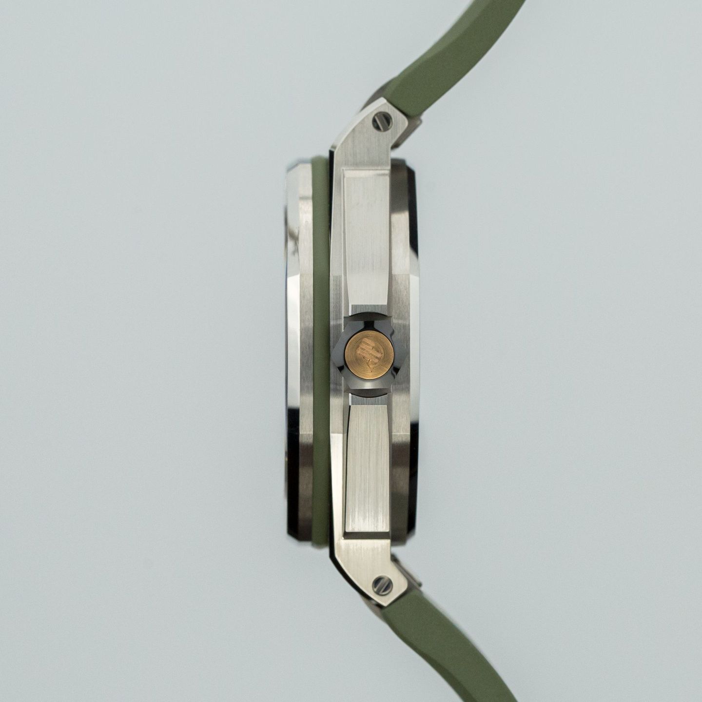 Audemars Piguet Royal Oak Offshore Diver 15720ST.OO.A052CA.01 (2022) - 42mm Staal (3/5)
