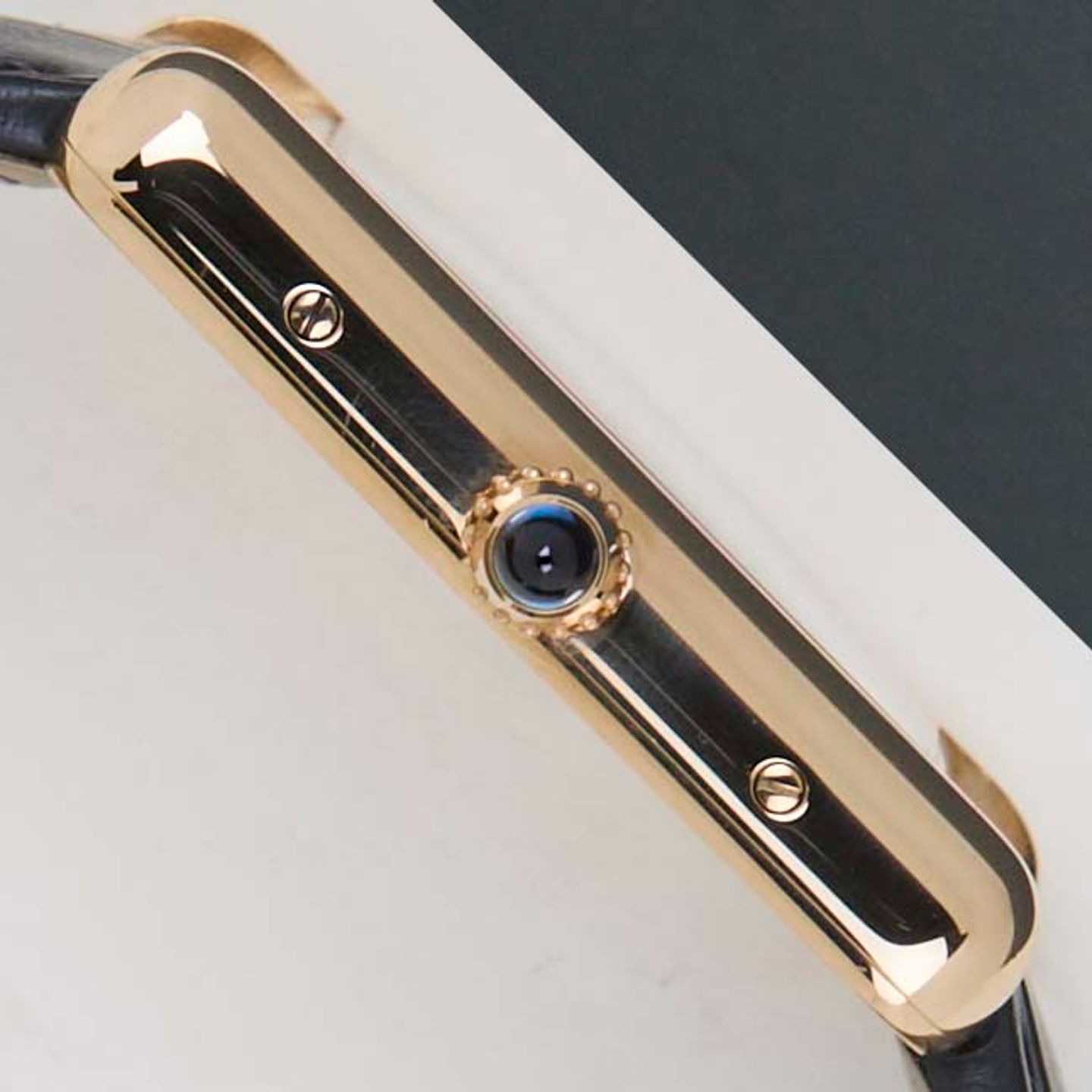 Cartier Tank Louis Cartier WGTA0067 (2024) - White dial 34 mm Yellow Gold case (8/8)
