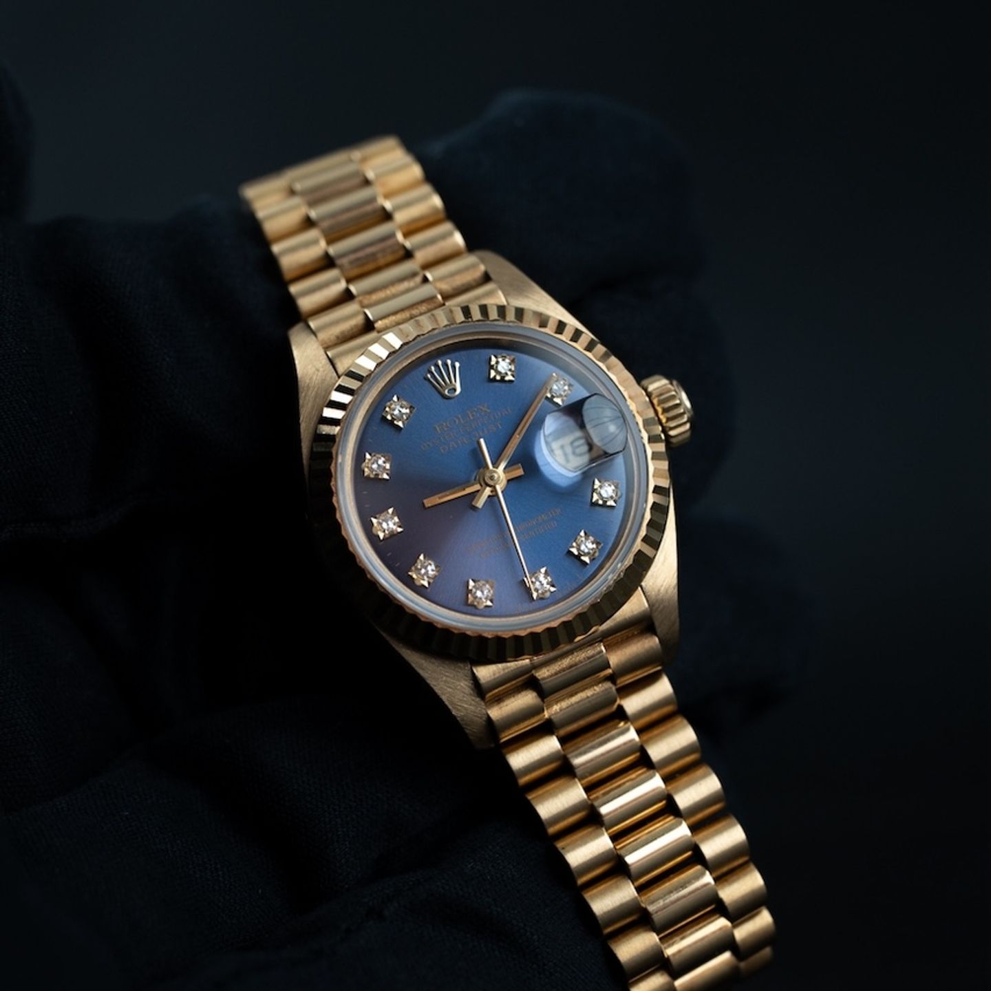 Rolex Lady-Datejust 69178 (1990) - Blue dial 26 mm Yellow Gold case (1/8)