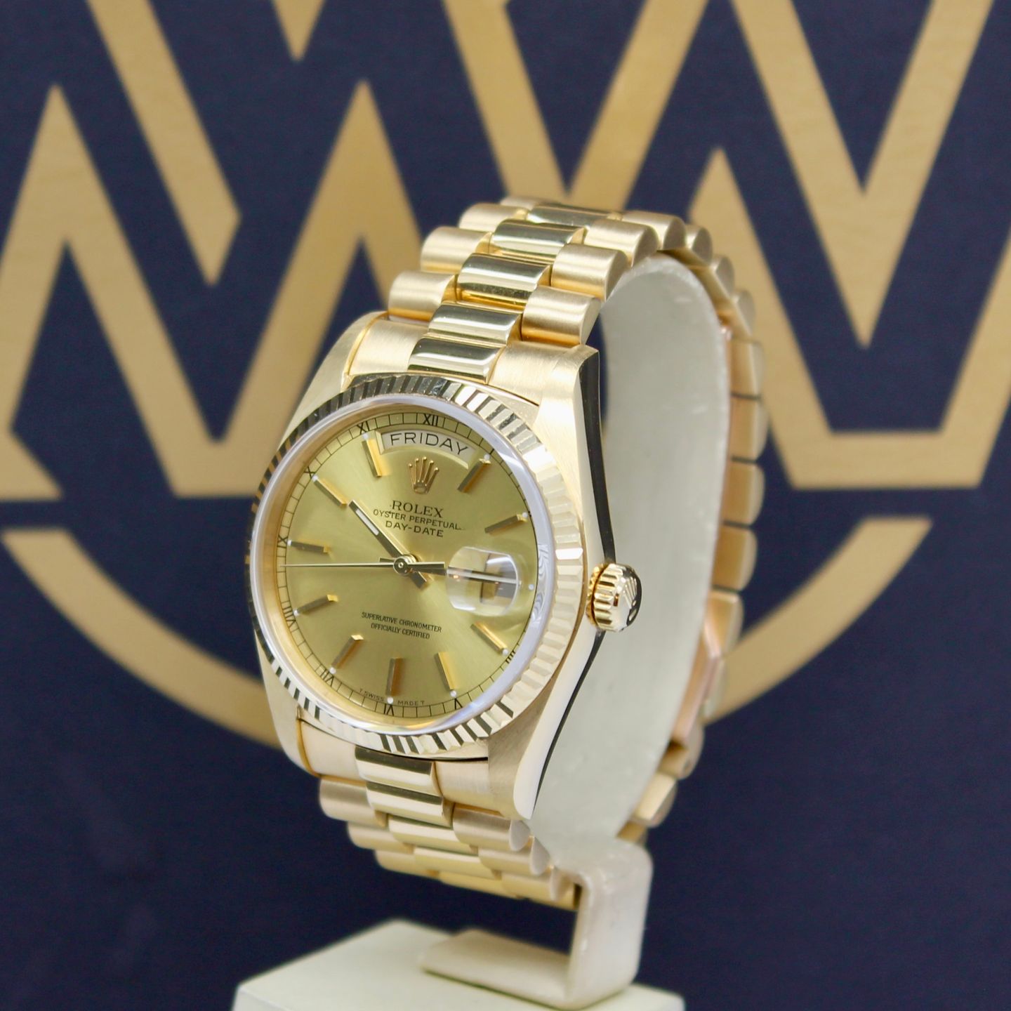 Rolex Day-Date 36 18038 (1986) - Champagne dial 36 mm Yellow Gold case (2/6)