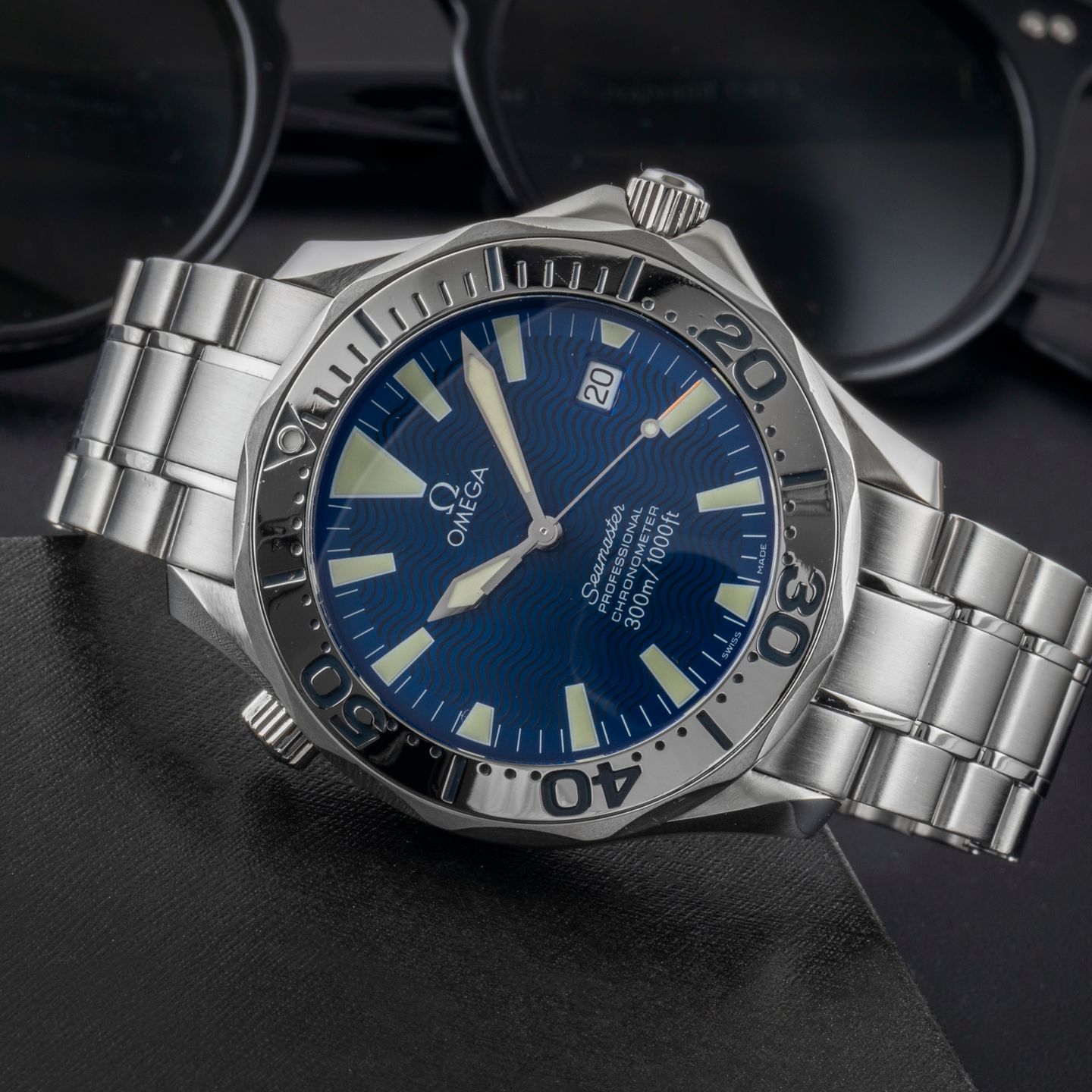 Omega Seamaster Diver 300 M 2255.80.00 (2013) - Blue dial 41 mm Steel case (2/8)