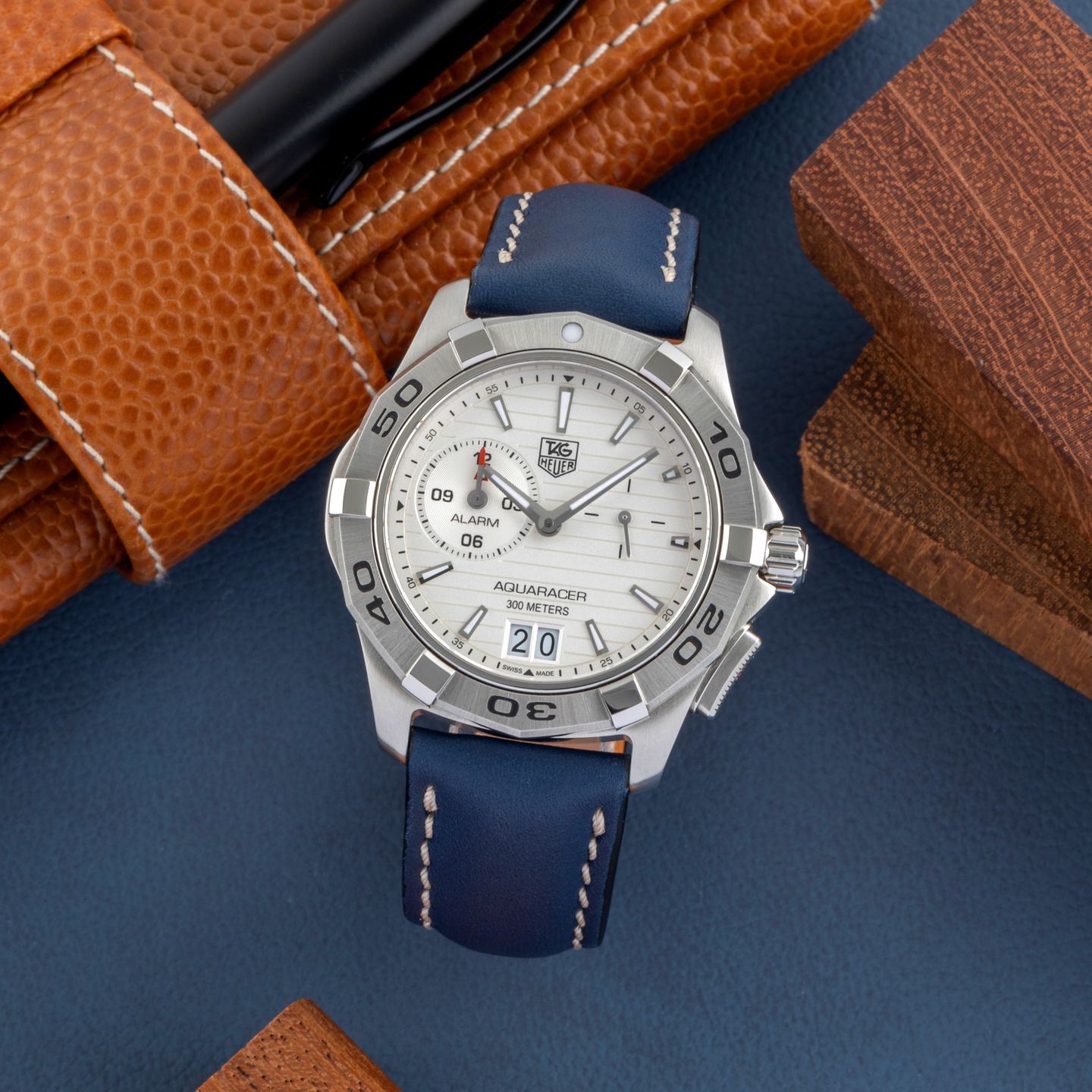 TAG Heuer Aquaracer WAP111Y - (1/8)