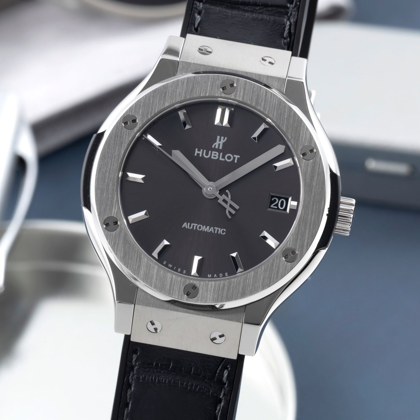 Hublot Classic Fusion Racing Grey 565.NX.7071.LR - (3/8)