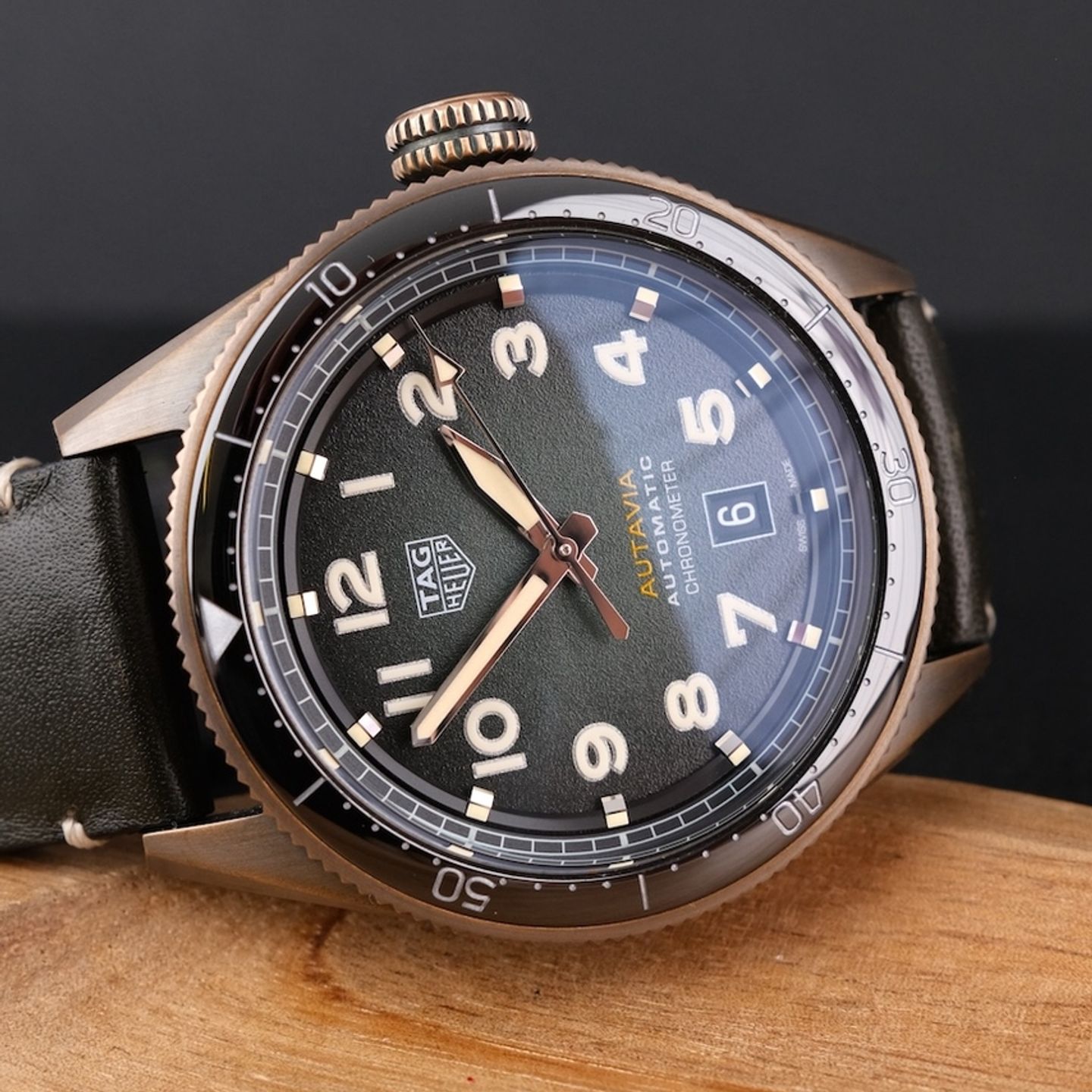 TAG Heuer Autavia WBE5190.FC8268 (2021) - Green dial 42 mm Bronze case (8/8)