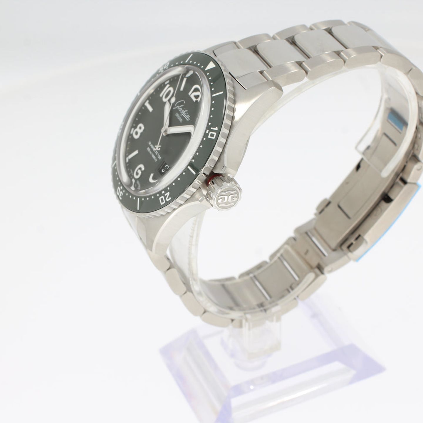 Glashütte Original SeaQ Panorama Date 1-36-13-07-83-70 (2024) - Green dial 43 mm Steel case (2/4)