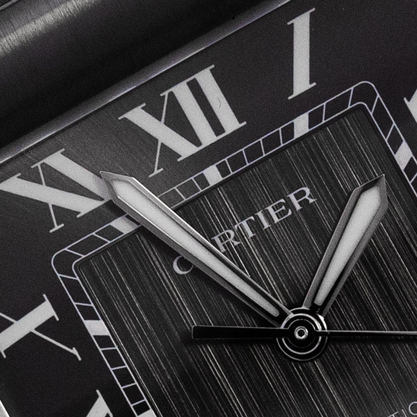 Cartier Santos WSSA0037 (2024) - Grey dial 40 mm Steel case (2/4)