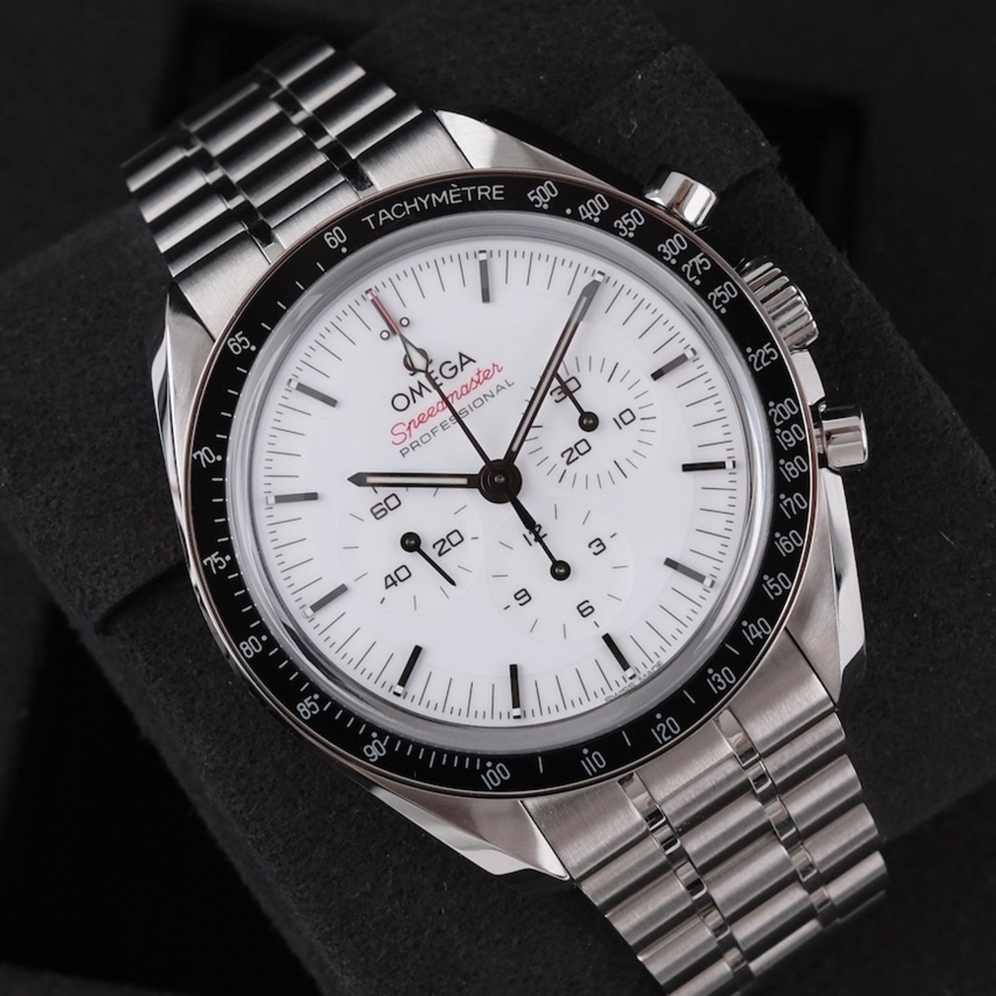 Omega Speedmaster Professional Moonwatch 310.30.42.50.04.001 - (2/8)