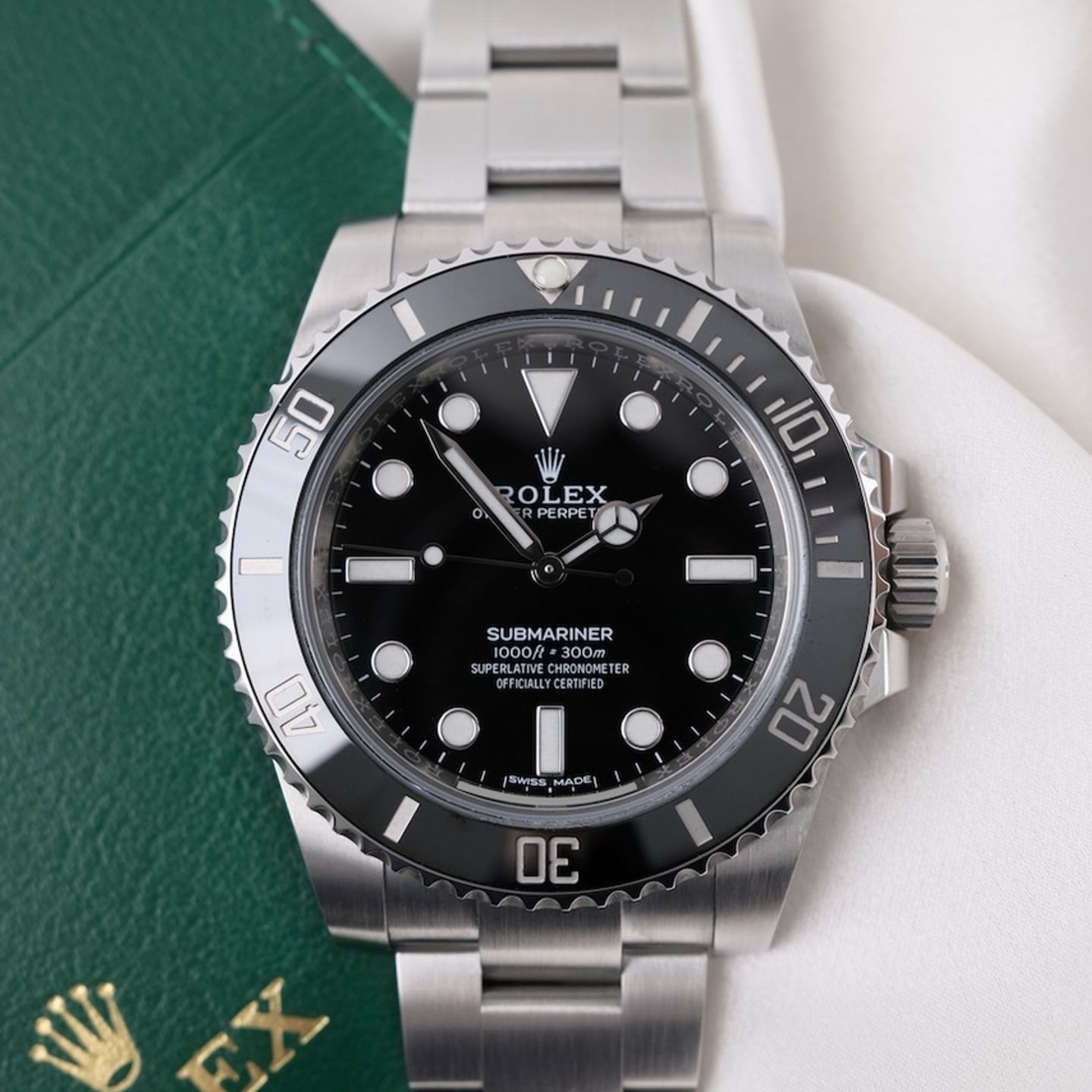 Rolex Submariner No Date 114060 (2019) - Black dial 40 mm Steel case (1/8)