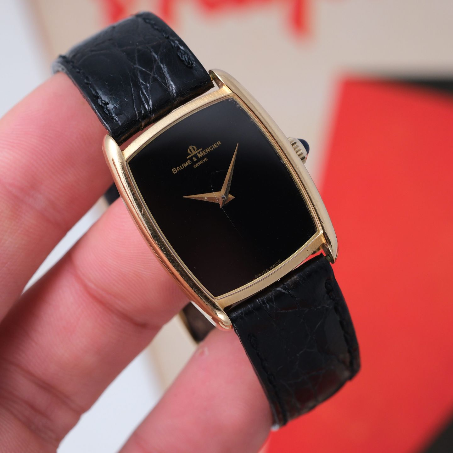 Baume & Mercier Vintage 37061 (1970) - Black dial 28 mm Yellow Gold case (8/8)