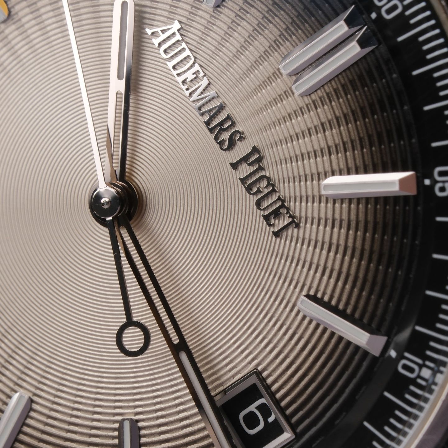 Audemars Piguet CODE 11.59 15210QT.OO.A064KB.01 (Onbekend (willekeurig serienummer)) - Meerkleurig wijzerplaat 41mm Keramiek (3/6)