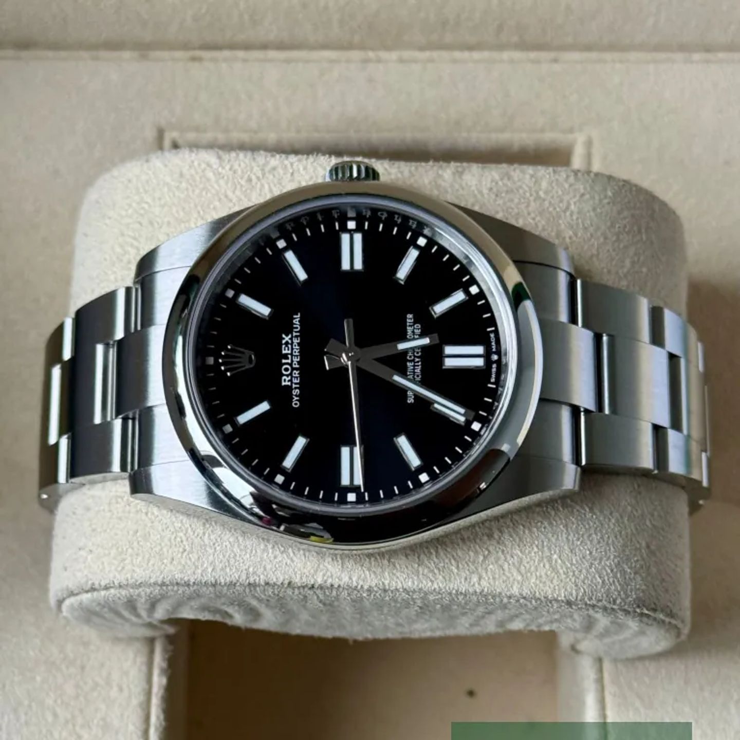 Rolex Oyster Perpetual 41 124300 - (5/8)