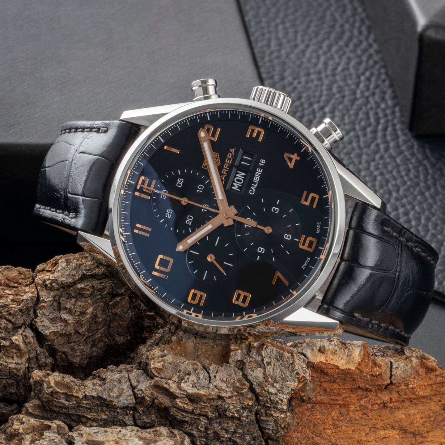 TAG Heuer Carrera Calibre 16 CV2A1AB.FC6379 (Unknown (random serial)) - Black dial 43 mm Steel case (2/8)