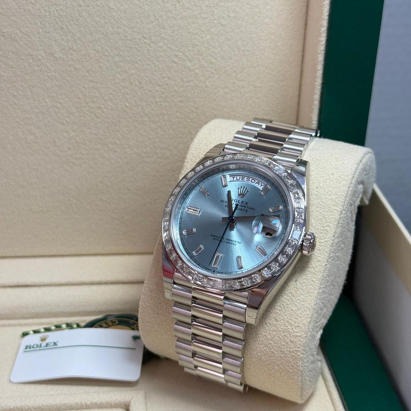 Rolex Day-Date 40 228396TBR (2024) - Blue dial 40 mm Platinum case (7/8)