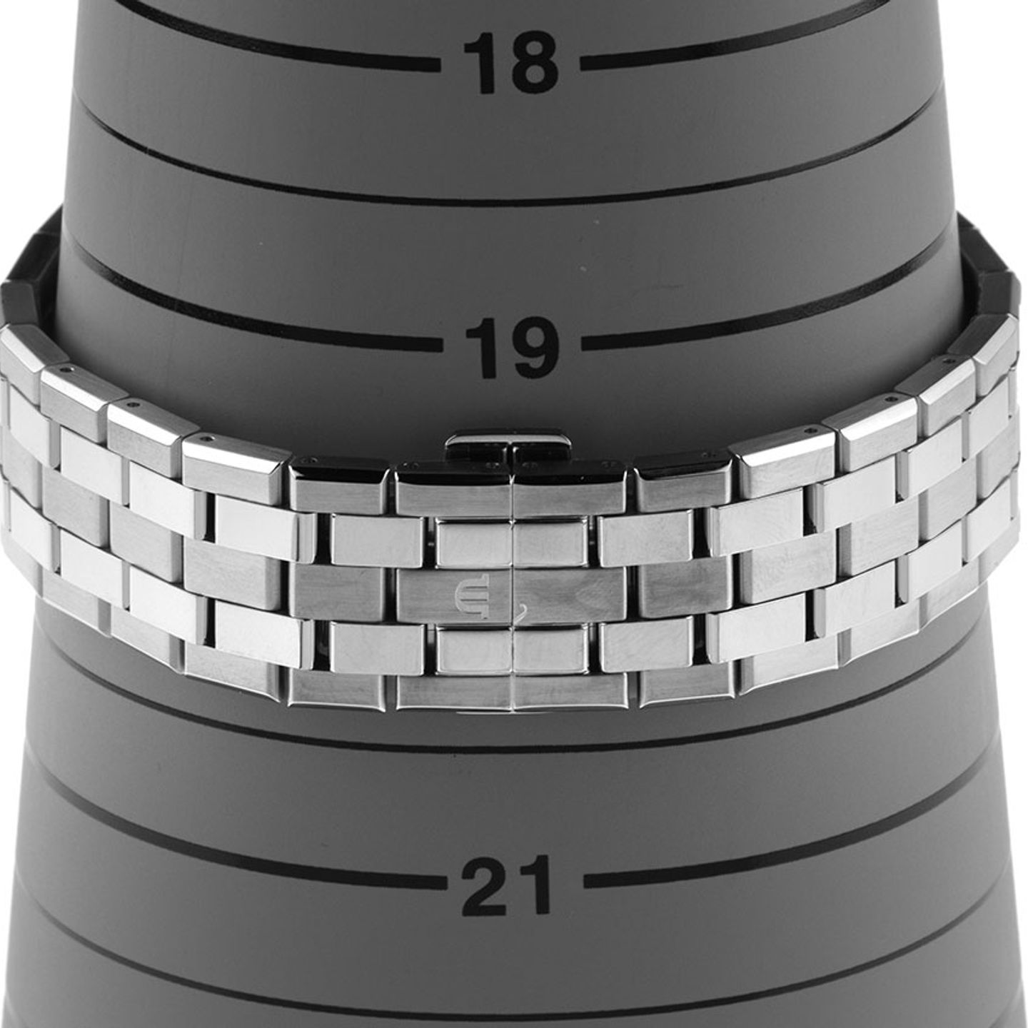 Maurice Lacroix Aikon AI6006-PVY11-170-1 - (8/8)