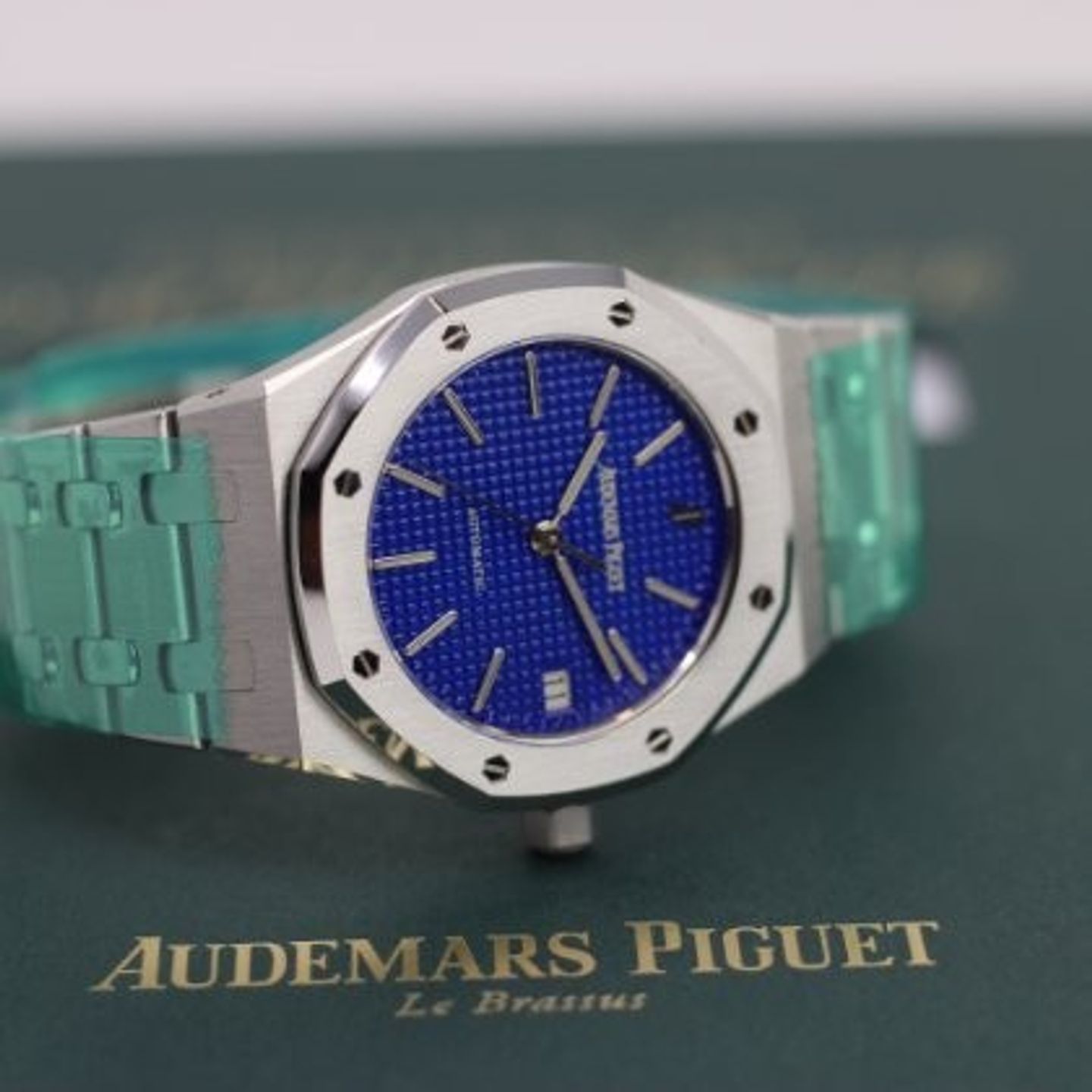 Audemars Piguet Royal Oak 14790ST (2002) - Blue dial 36 mm Steel case (4/7)