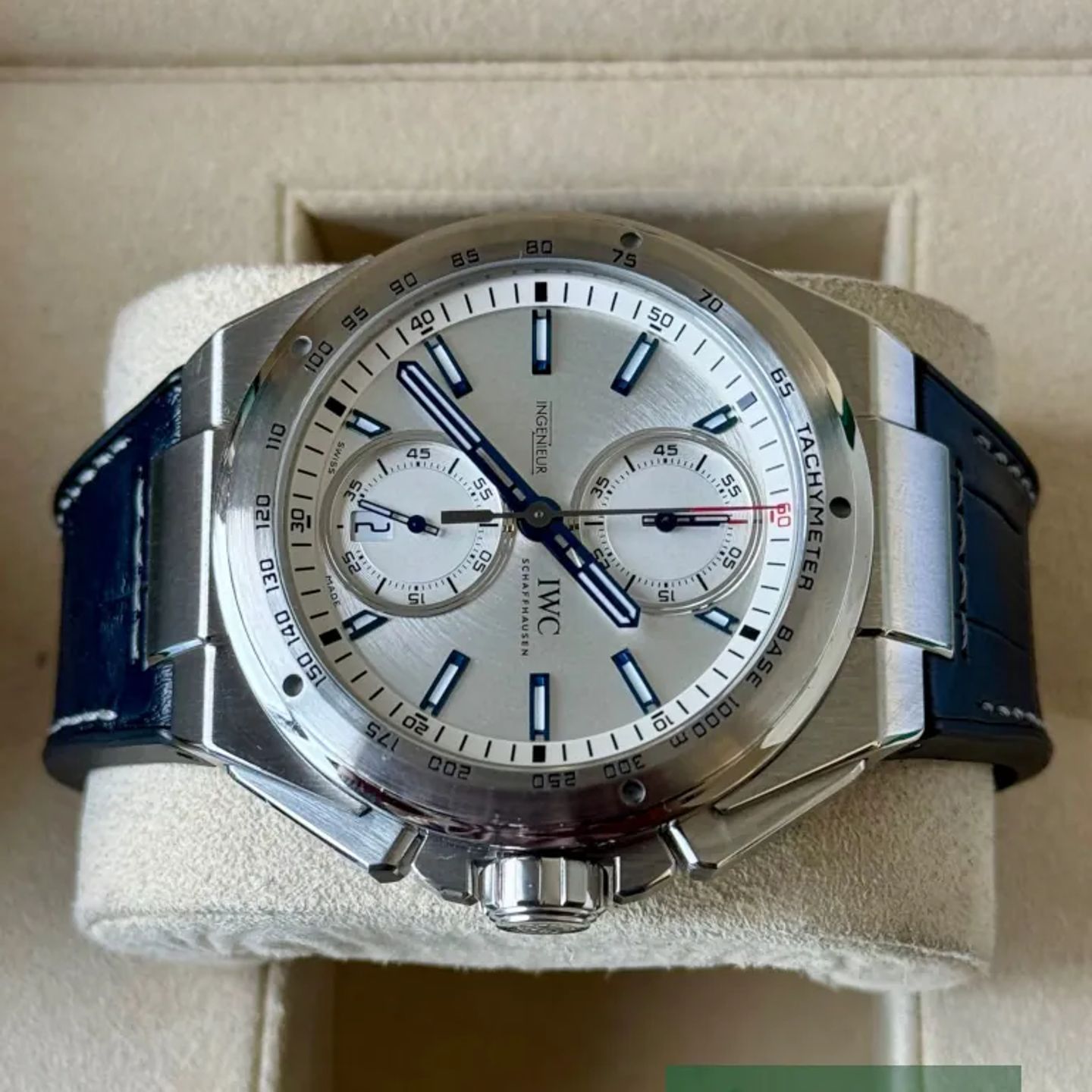 IWC Ingenieur Chronograph Racer IW378509 - (4/7)