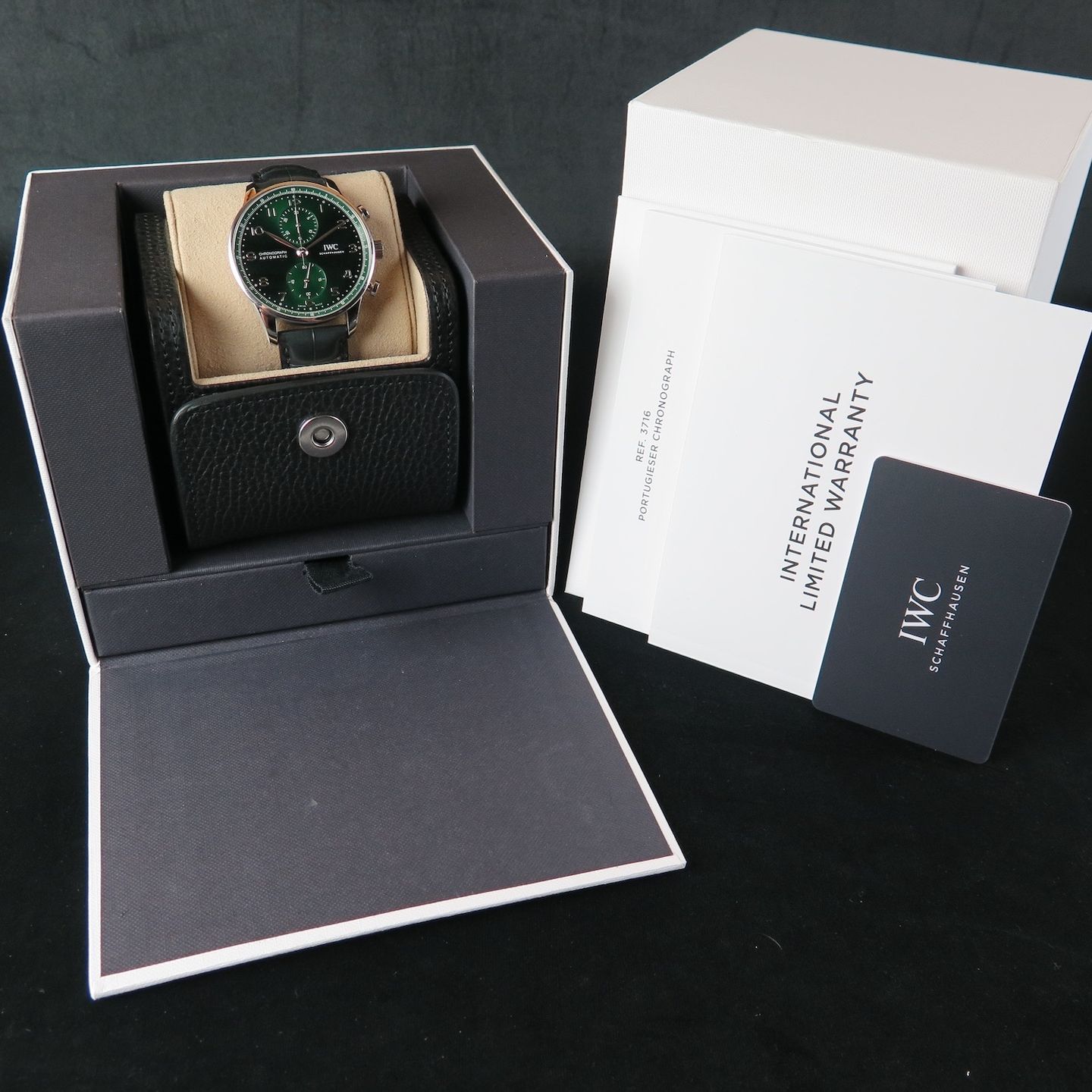 IWC Portuguese Chronograph IW371615 (2022) - Green dial 41 mm Steel case (8/8)