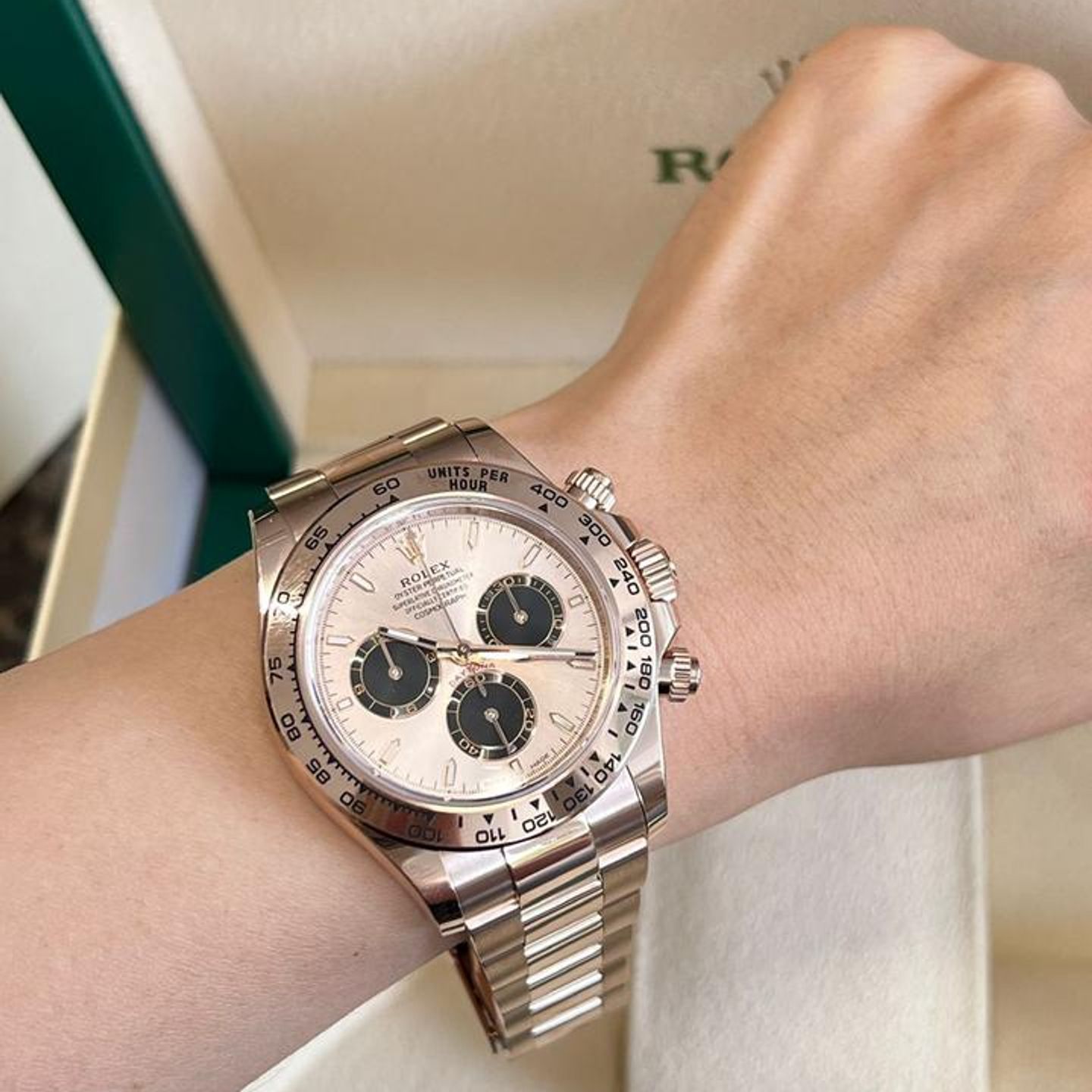 Rolex Daytona 126505 - (5/7)
