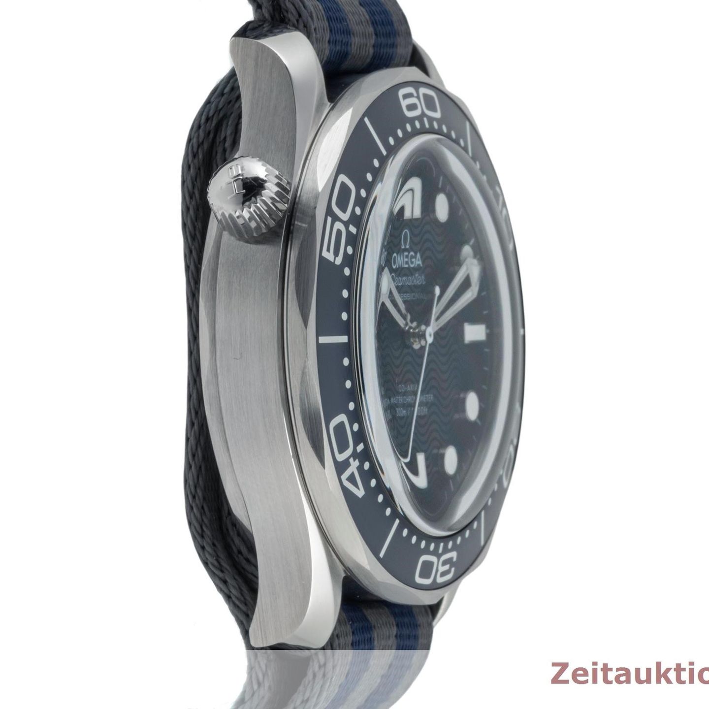 Omega Seamaster Diver 300 M 210.30.42.20.03.002 (2023) - Blue dial 42 mm Steel case (7/8)