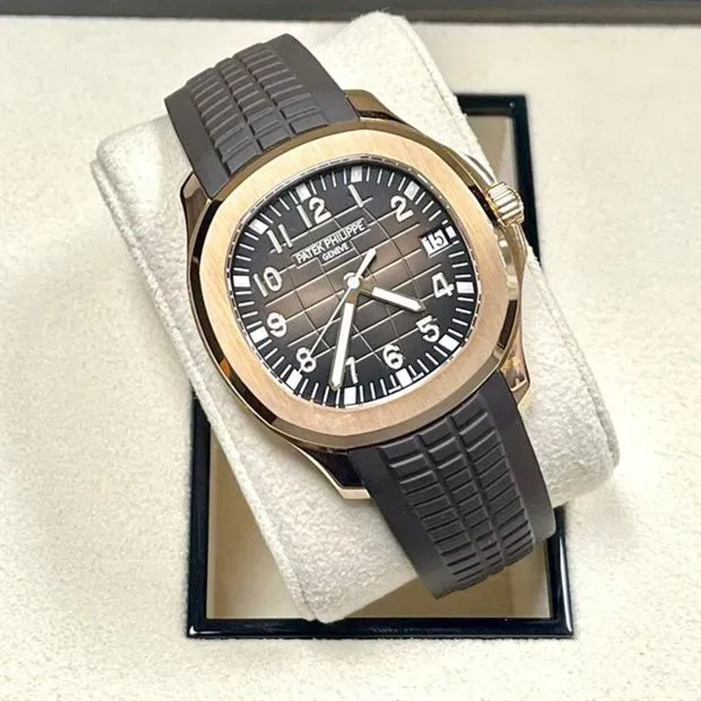 Patek Philippe Aquanaut 5167R-001 - (2/6)
