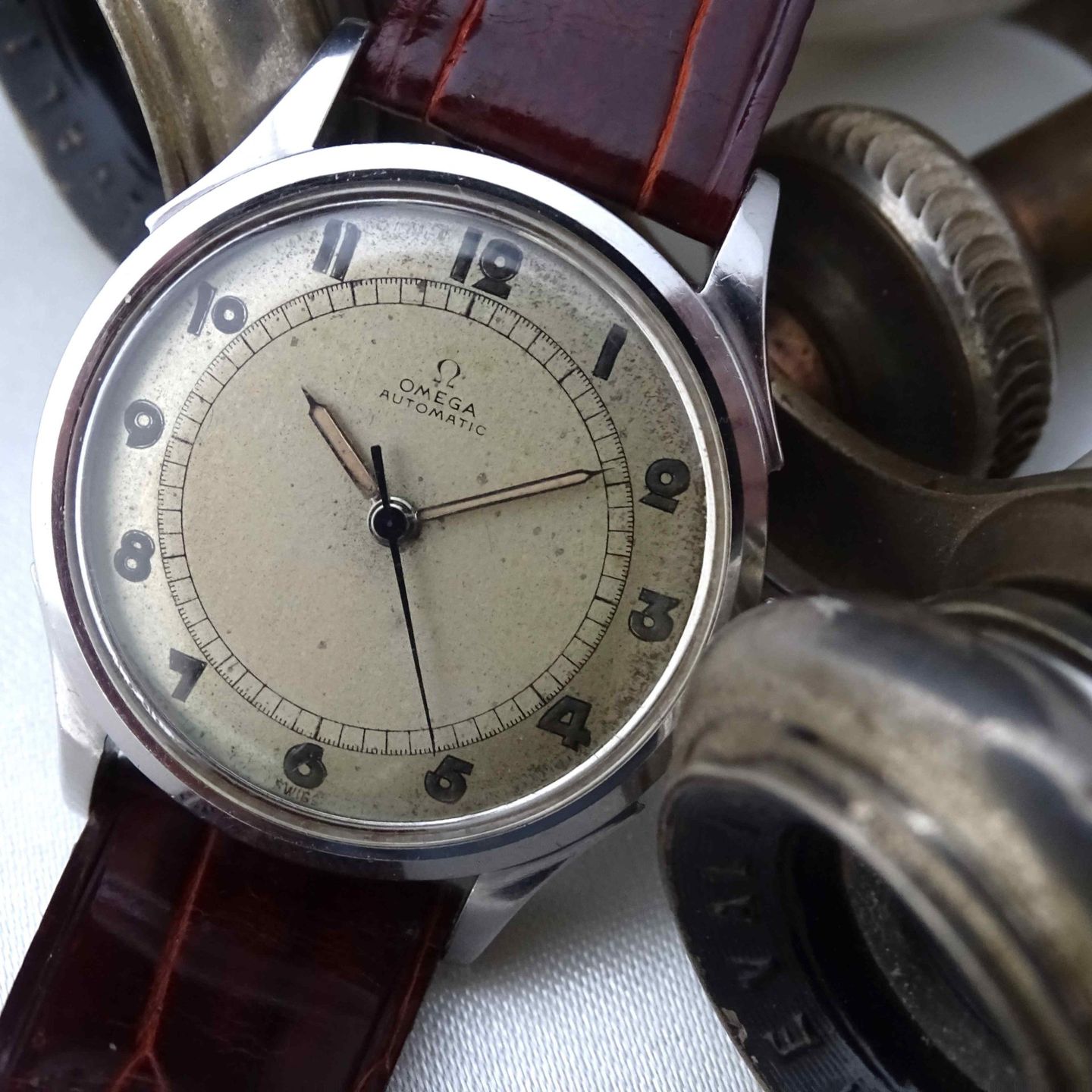 Omega Unknown 2438-1 - (1/8)