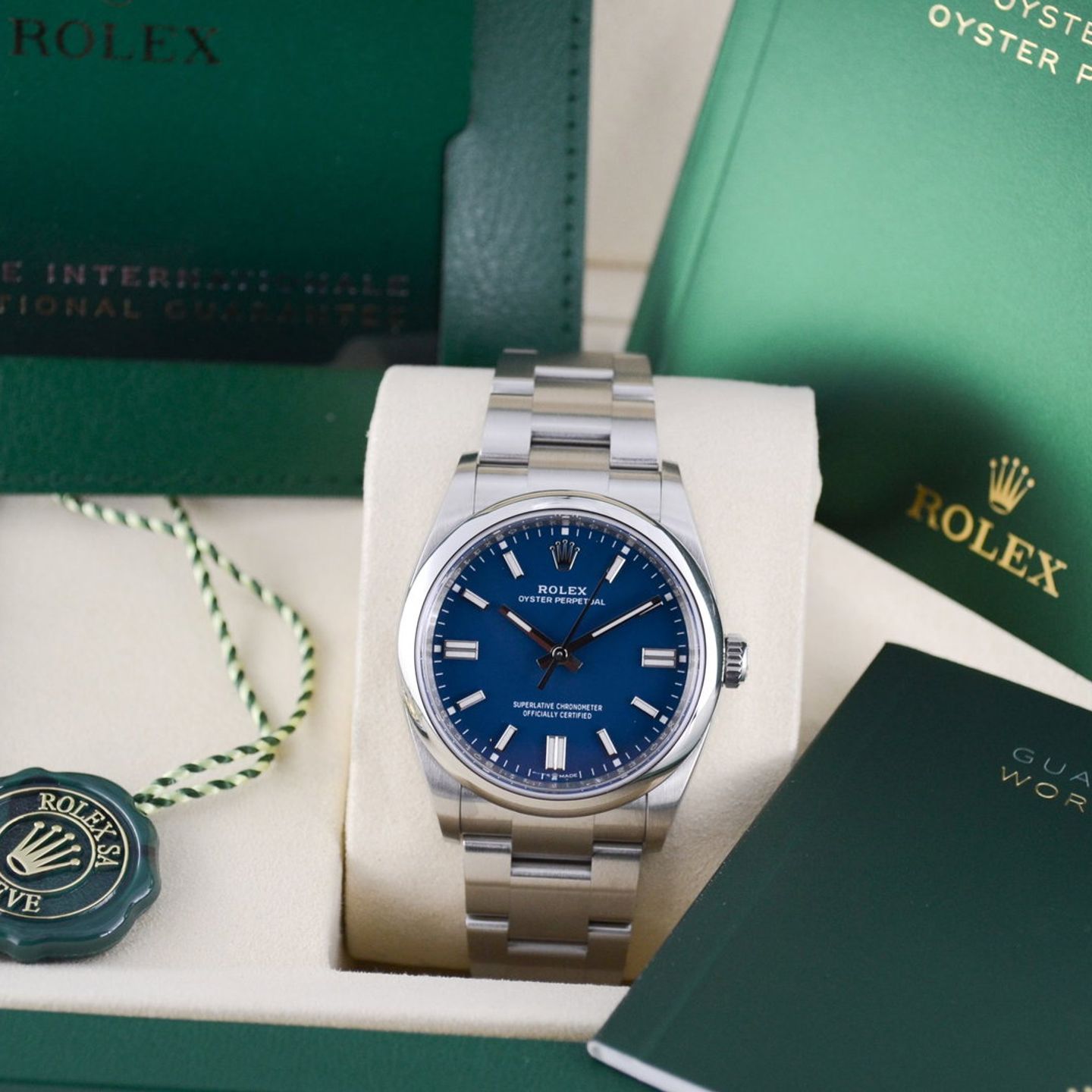 Rolex Oyster Perpetual 36 126000 - (7/7)