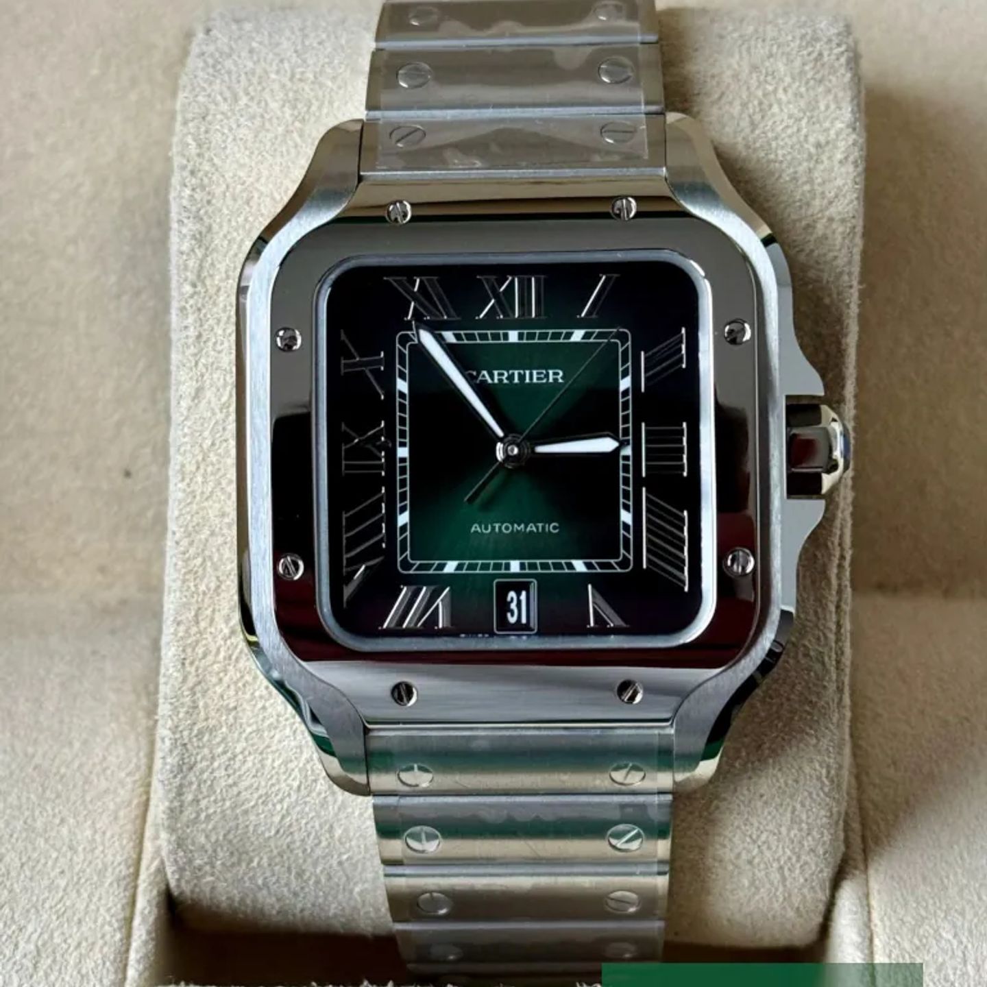 Cartier Santos WSSA0062 (2026) - Green dial 40 mm Steel case (2/7)