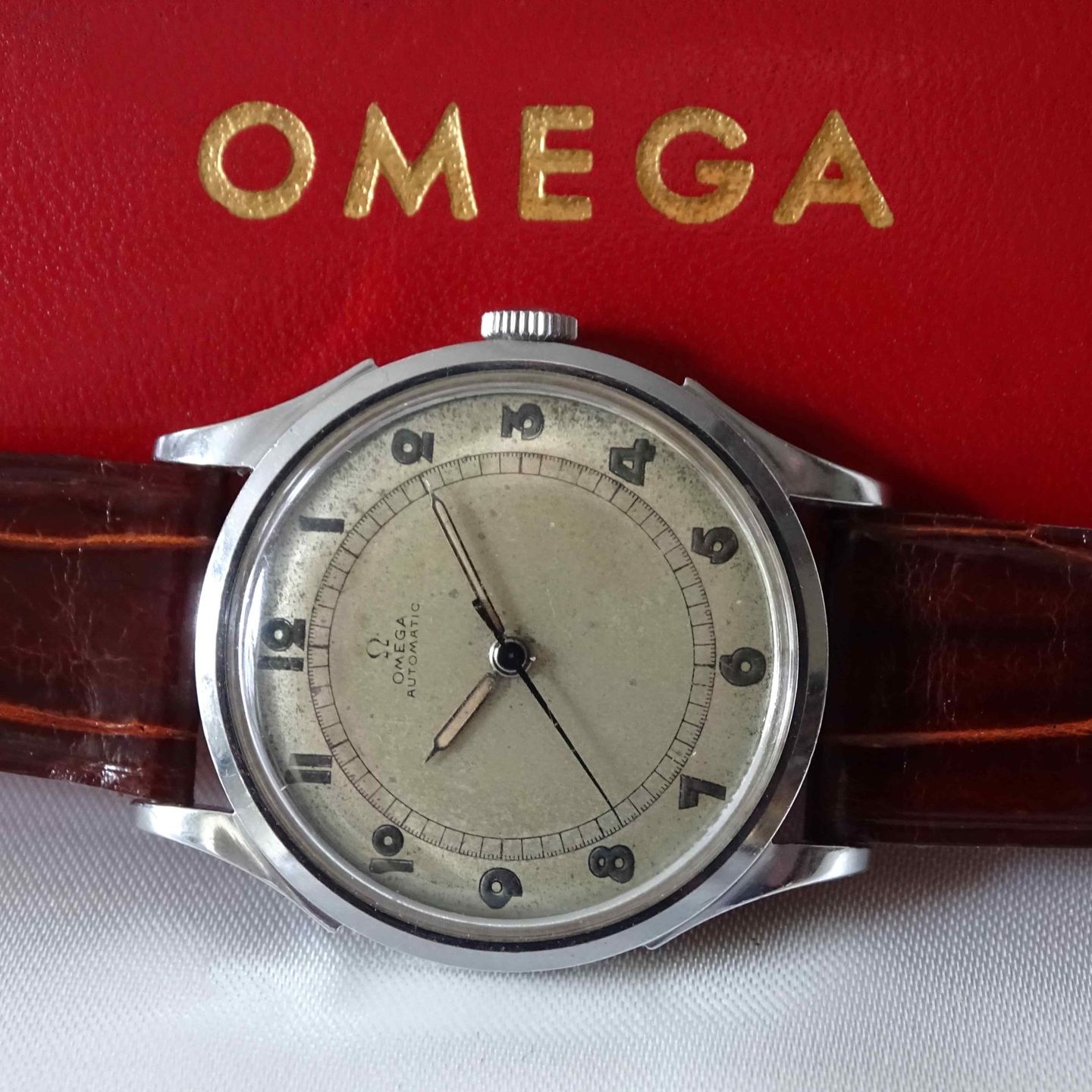 Omega Unknown 2438-1 - (7/8)