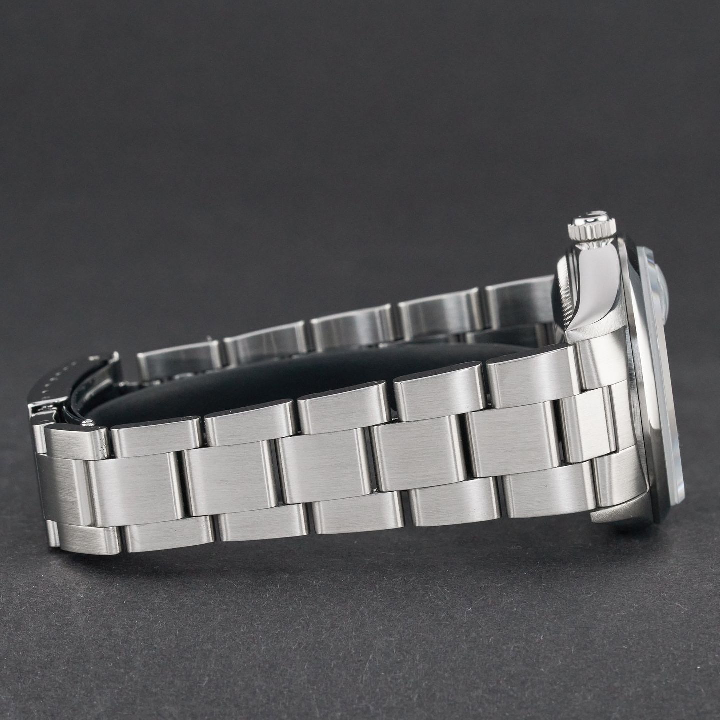 Rolex Oyster Perpetual Date 15200 - (7/8)