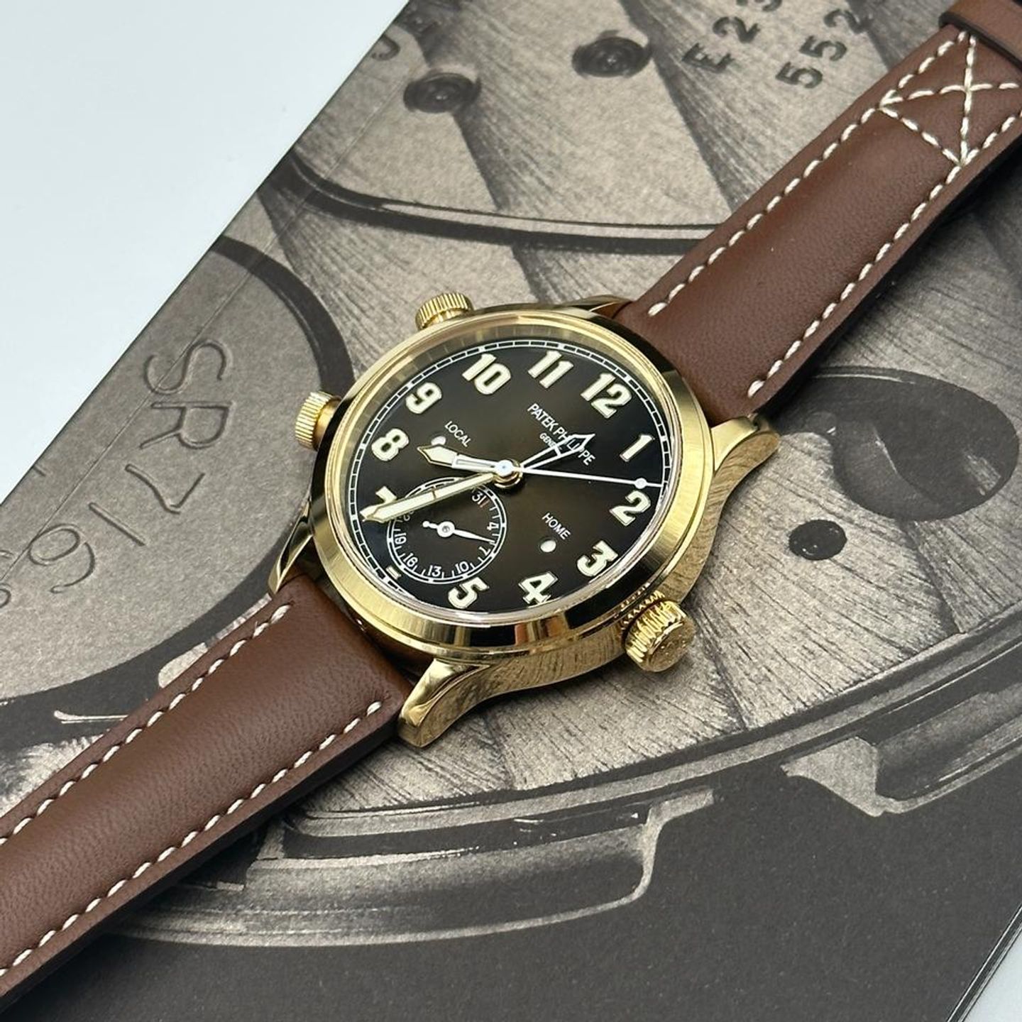 Patek Philippe Calatrava 7234R-001 - (1/10)