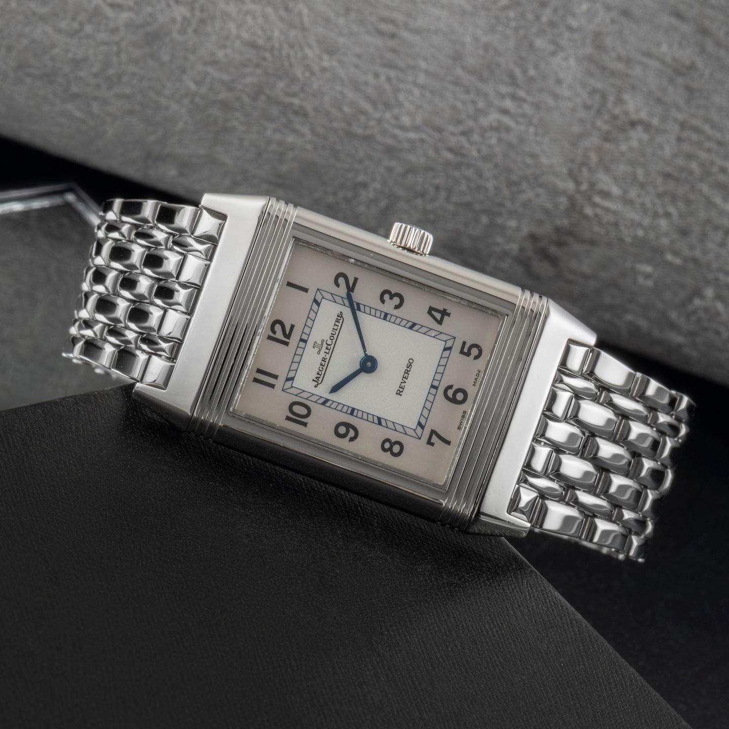 Jaeger-LeCoultre Reverso Classique Q2518110 - (2/8)