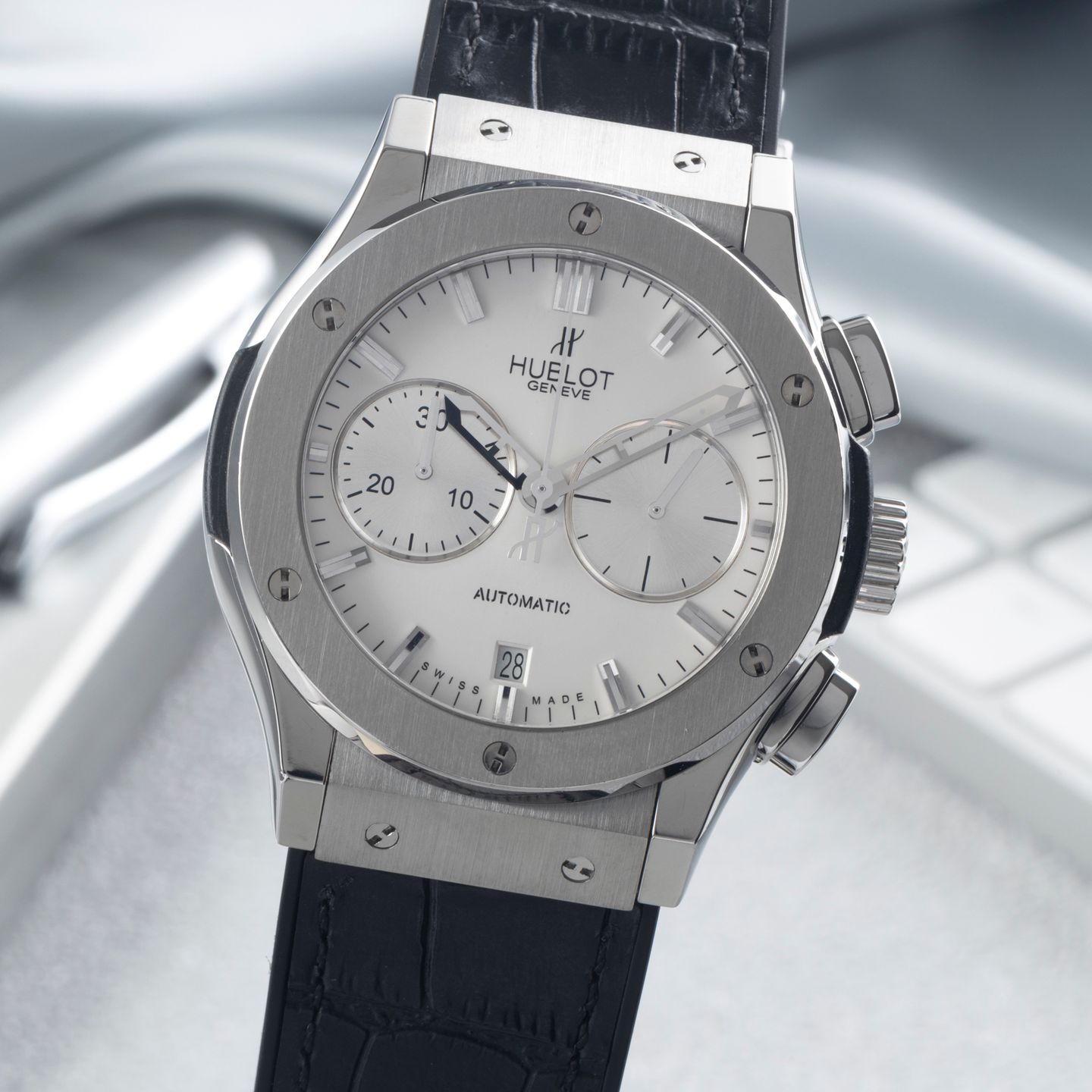 Hublot Classic Fusion Chronograph 521.NX.2610.LR (2020) - White dial 45 mm Titanium case (3/8)