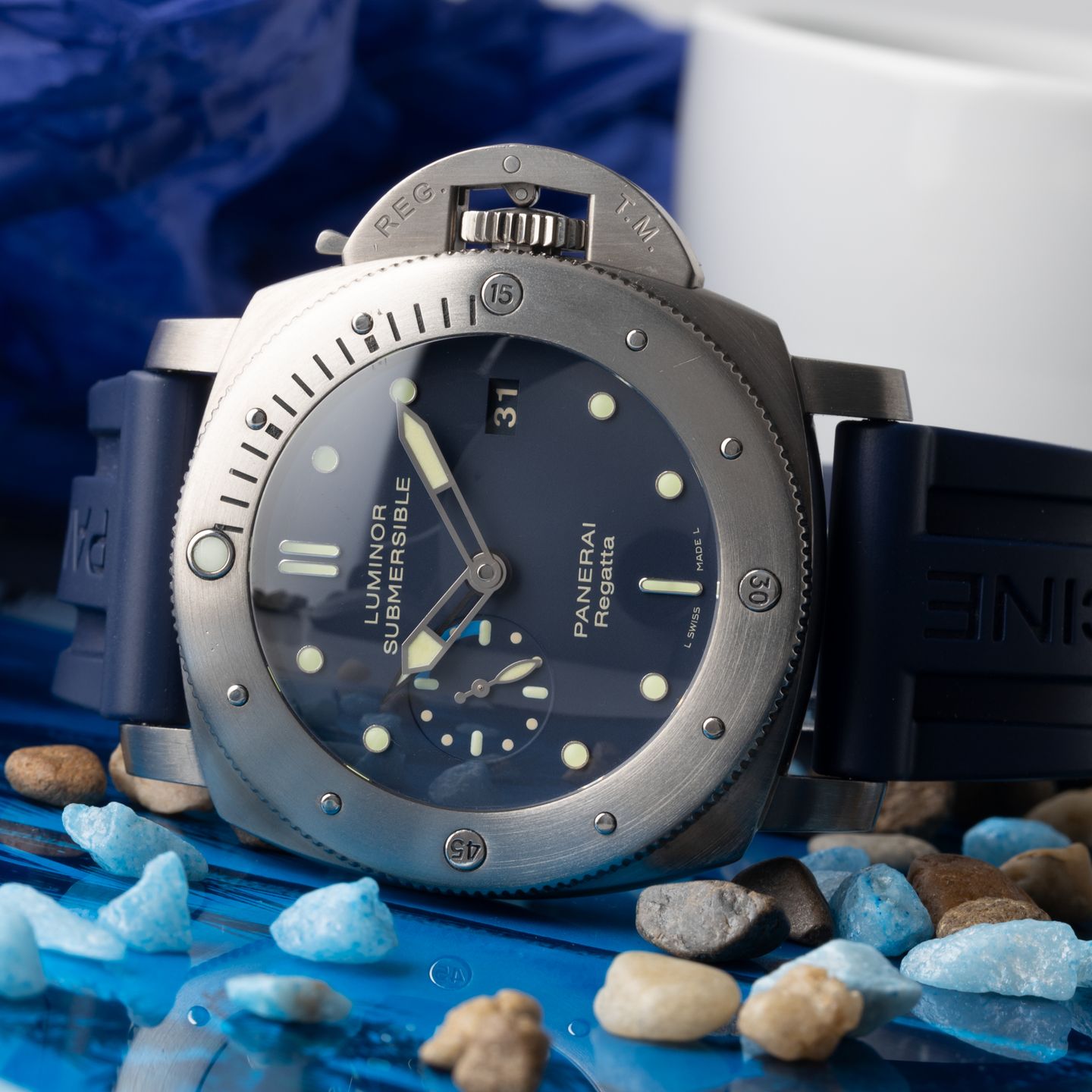 Panerai Luminor Submersible PAM00371 (2011) - Blauw wijzerplaat 47mm Titanium (2/8)