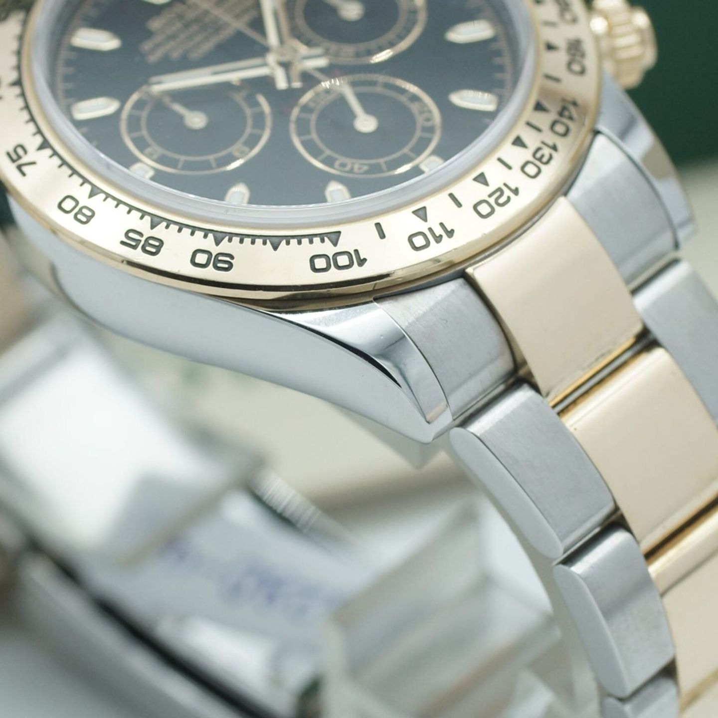Rolex Daytona 116503 (2018) - Black dial 40 mm Gold/Steel case (7/8)