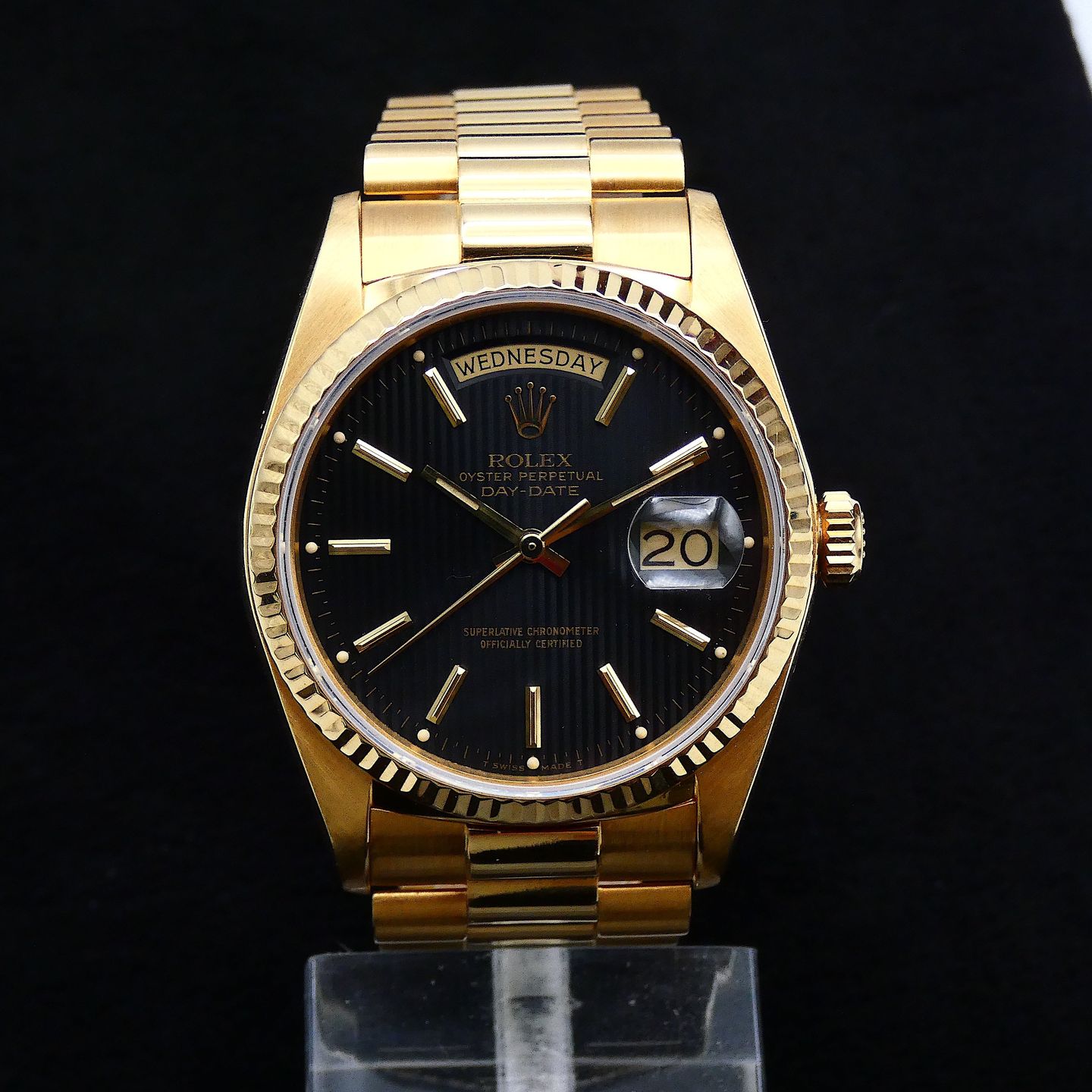Rolex Day-Date 36 18038 (1984) - Black dial 36 mm Yellow Gold case (4/4)